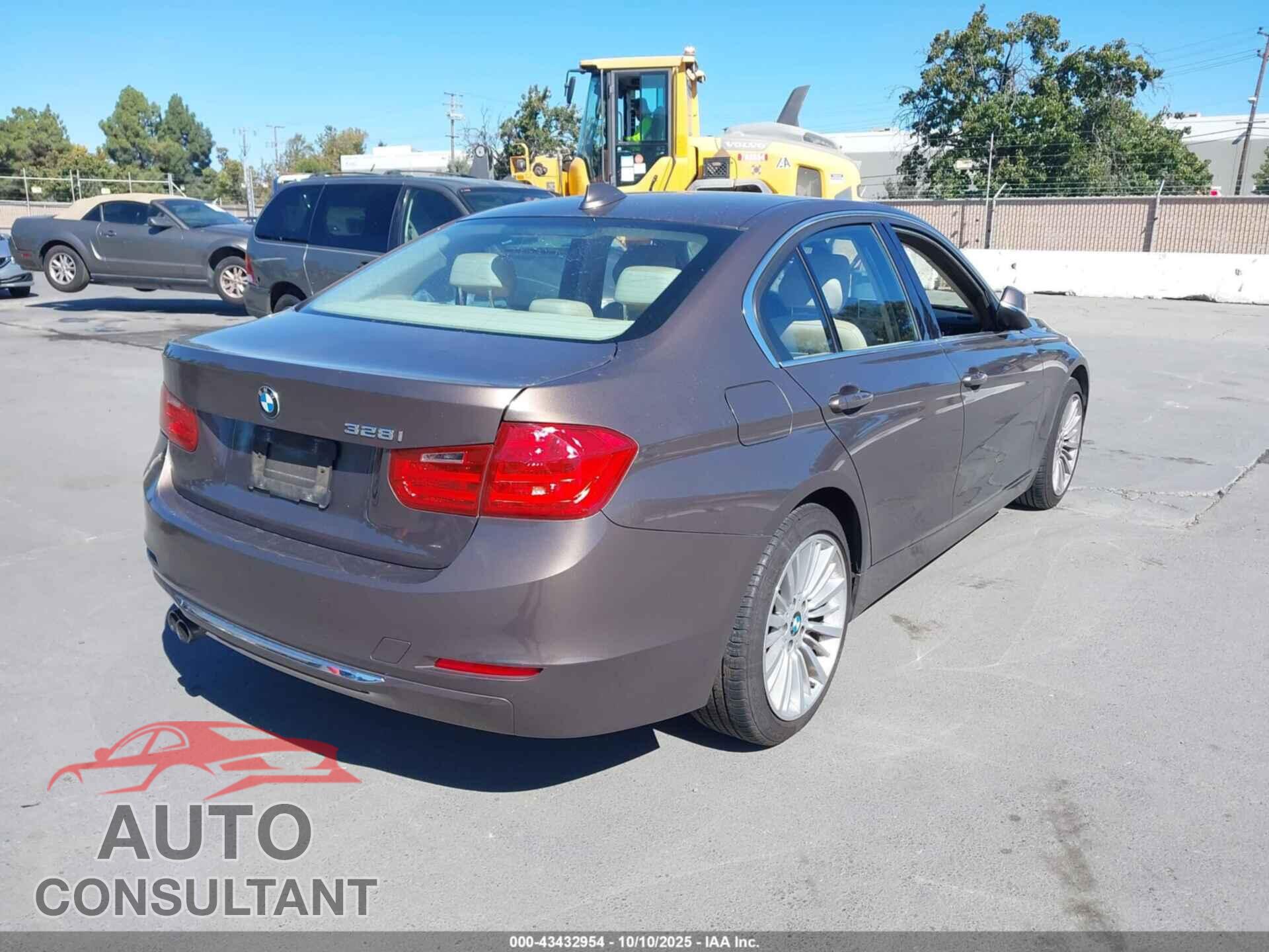 BMW 328I 2012 - WBA3C1C55CF431336