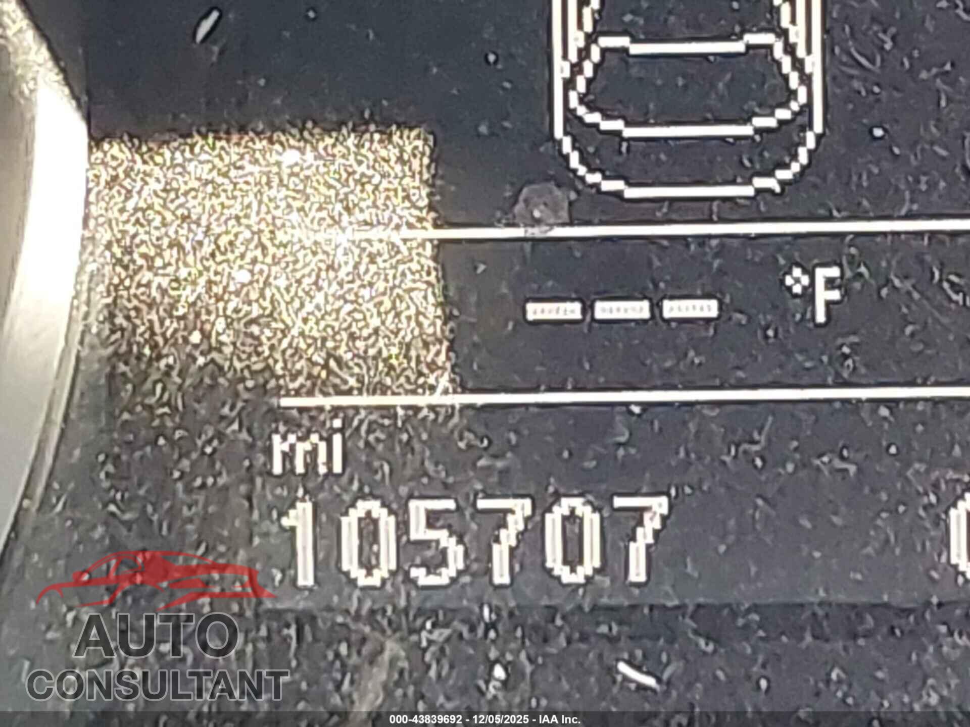 VOLKSWAGEN JETTA 2017 - 3VWDB7AJ4HM323713