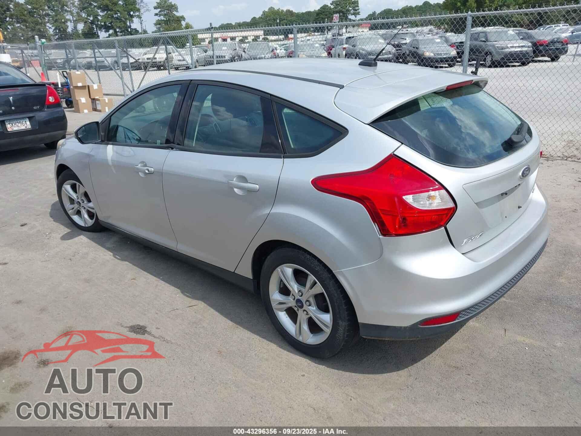 FORD FOCUS 2014 - 1FADP3K22EL306481