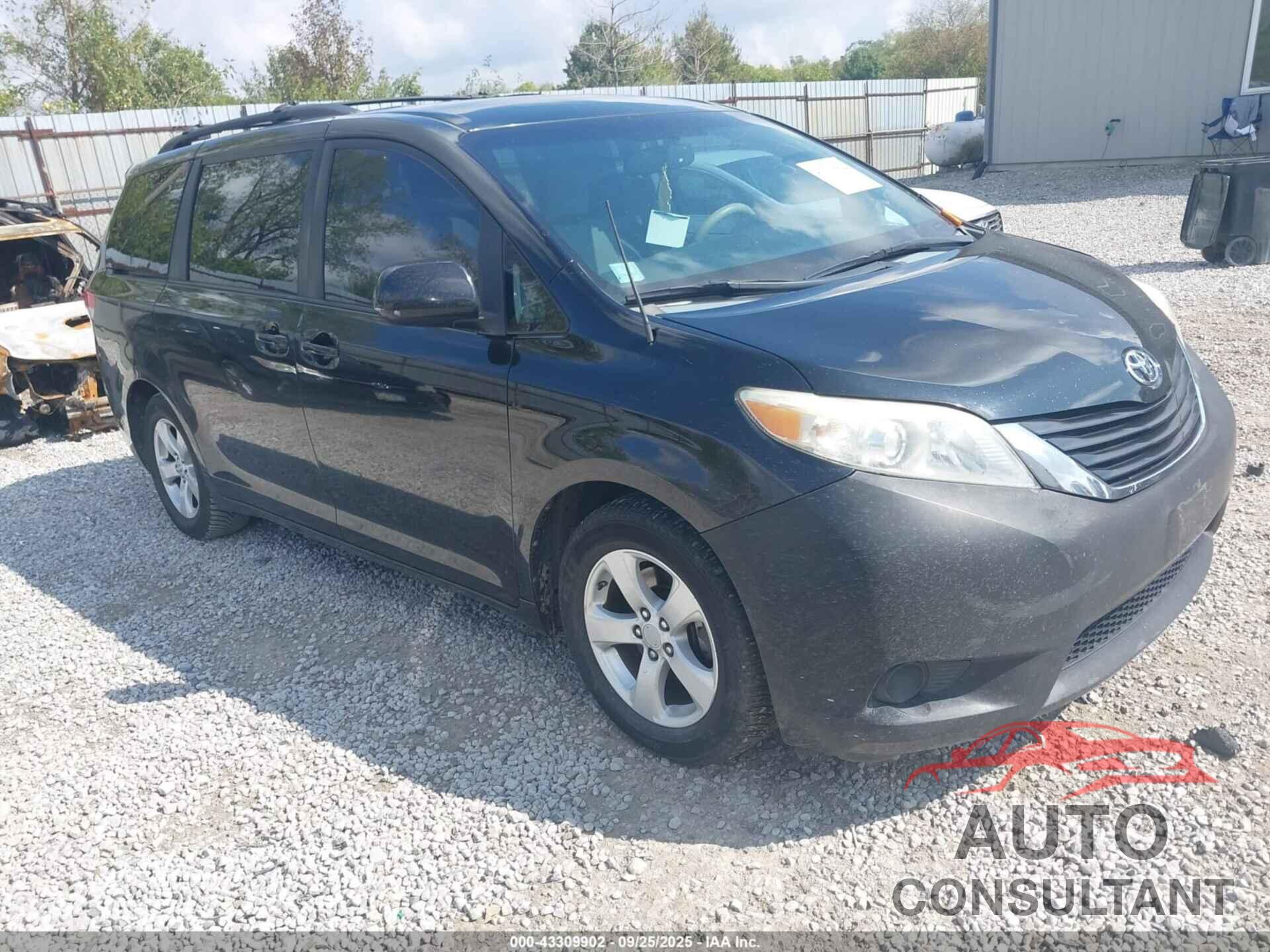 TOYOTA SIENNA 2011 - 5TDKK3DC2BS039875