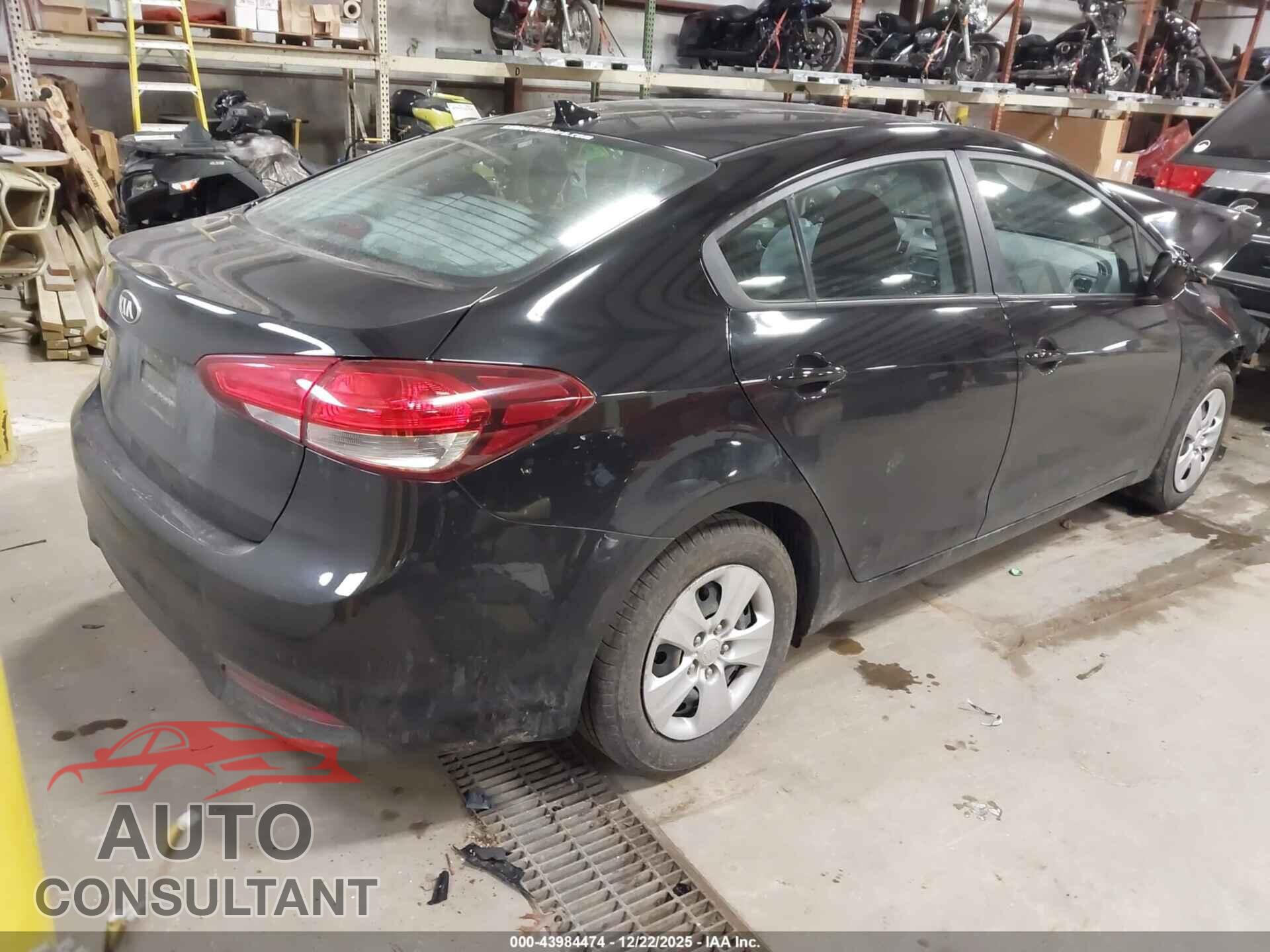 KIA FORTE 2018 - 3KPFK4A79JE274443