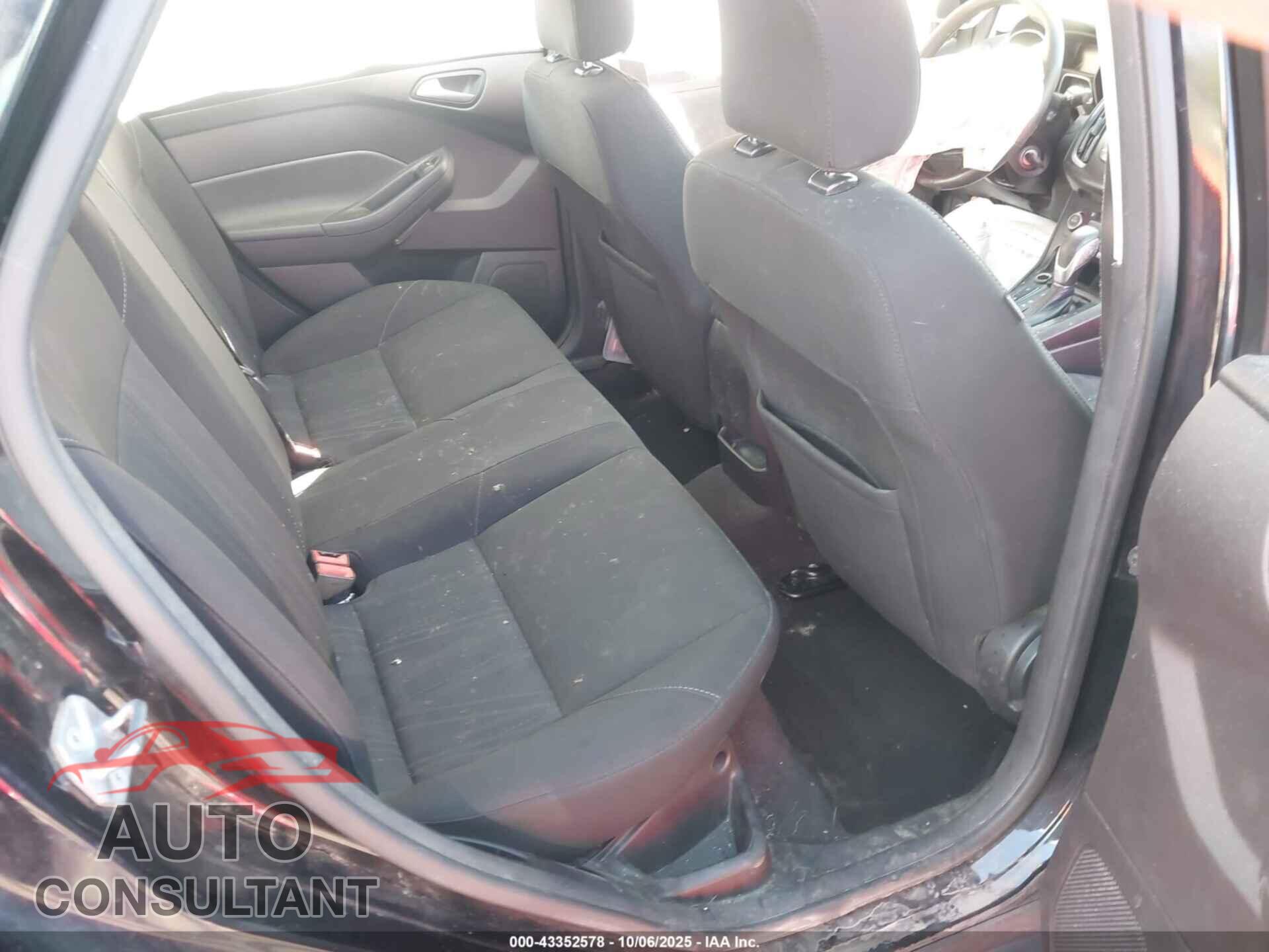 FORD FOCUS 2017 - 1FADP3FE1HL292775