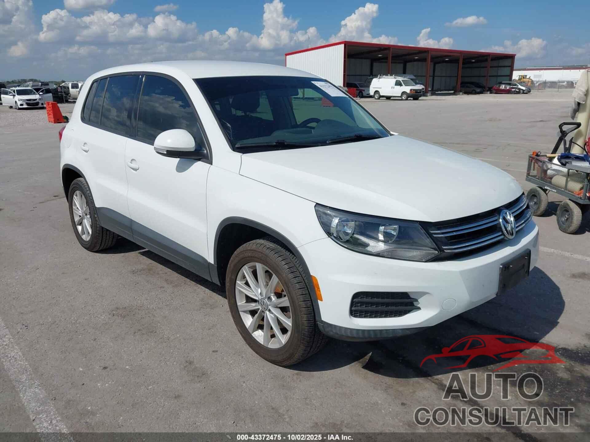 VOLKSWAGEN TIGUAN 2017 - WVGAV7AXXHK044433