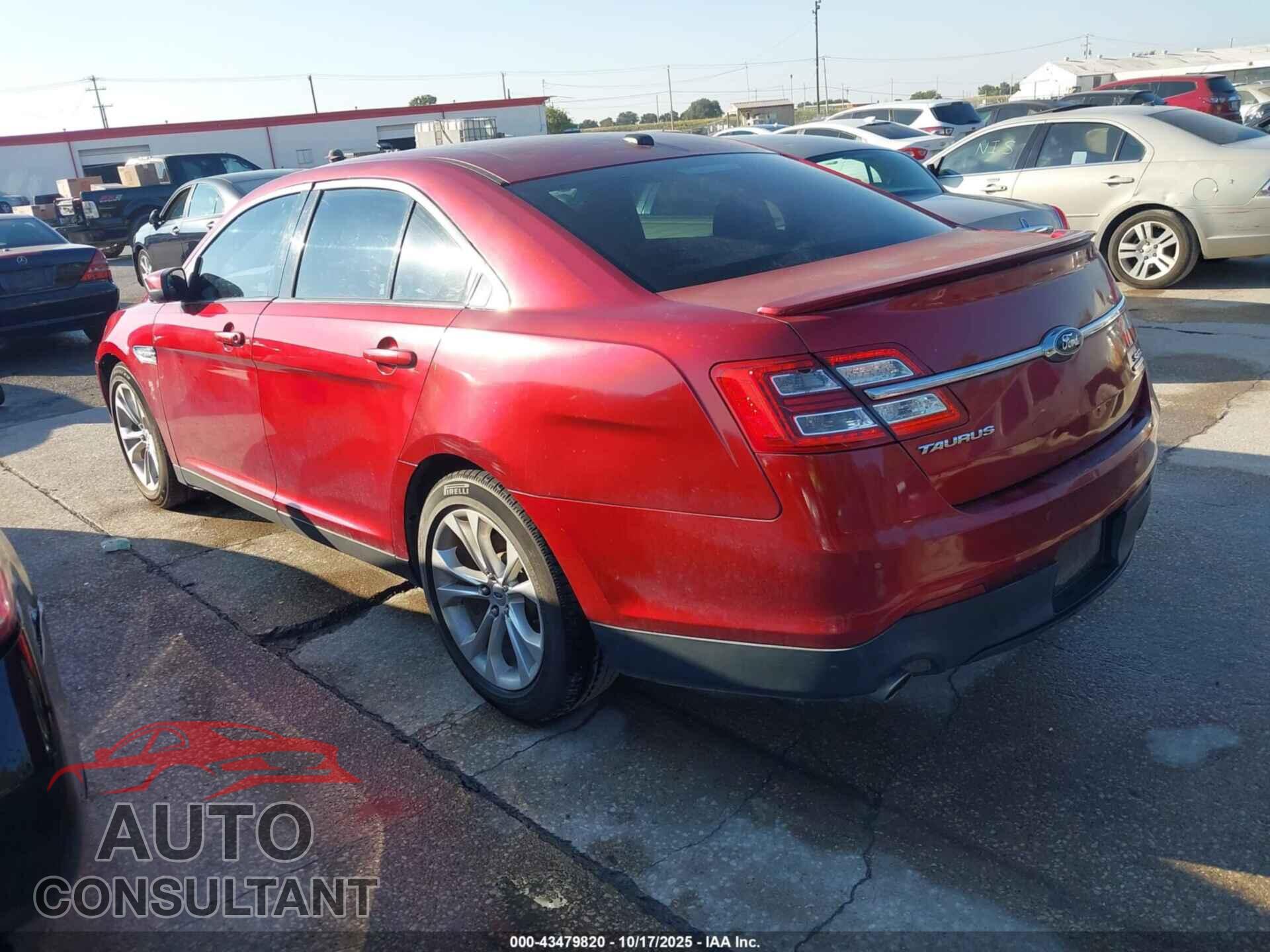 FORD TAURUS 2013 - 1FAHP2E83DG113095