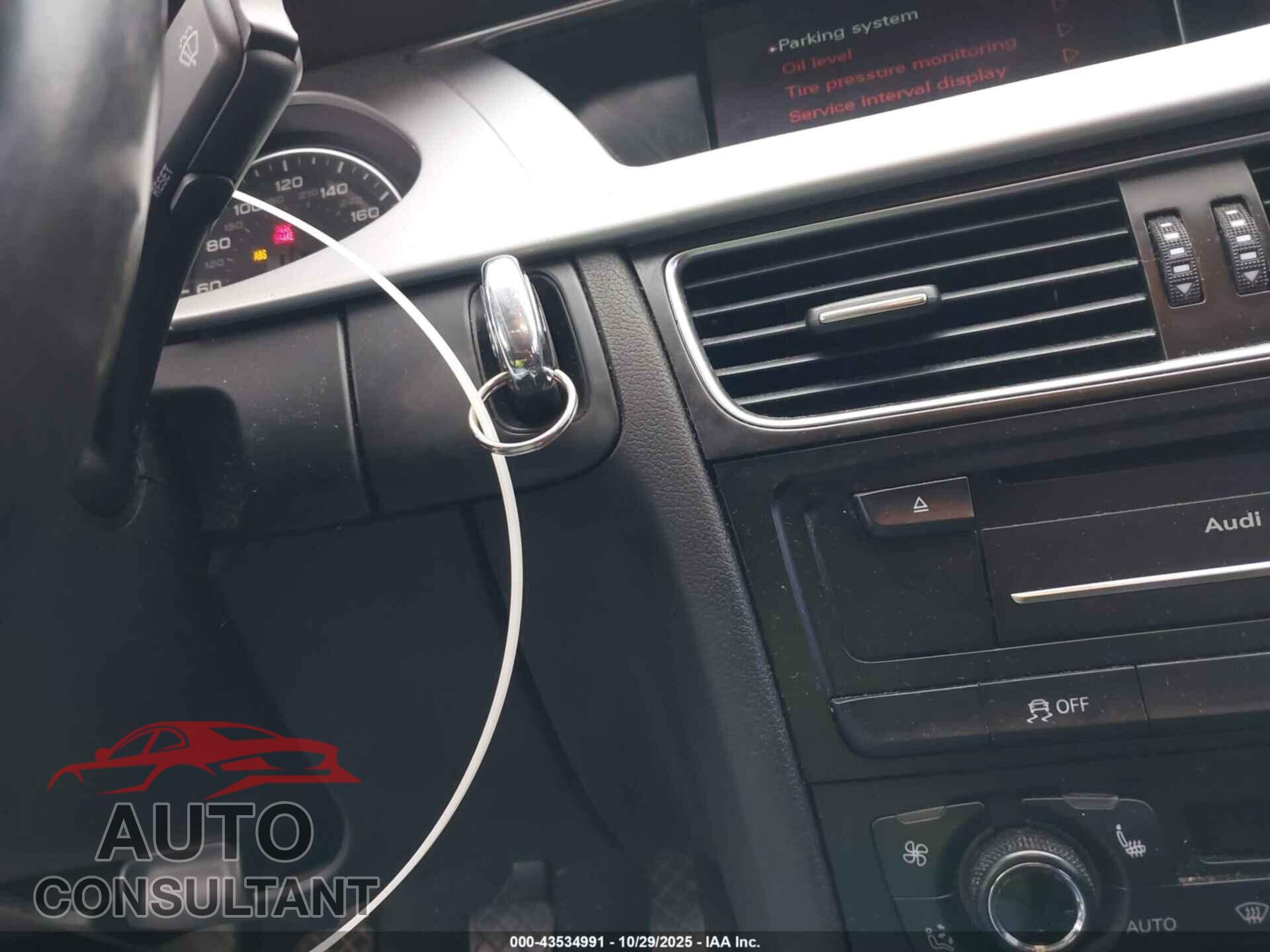 AUDI A4 2011 - WAUMFBFL9BN044384