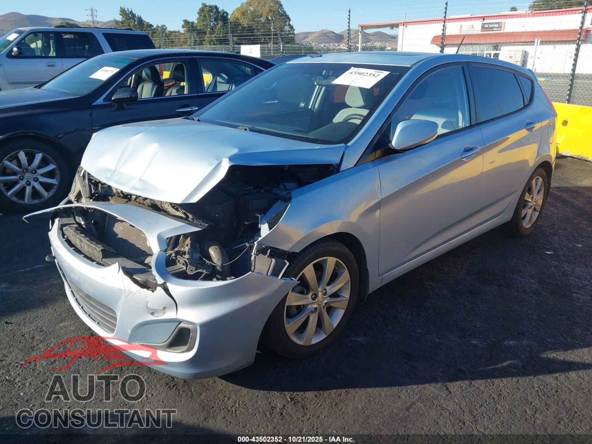 HYUNDAI ACCENT 2014 - KMHCU5AE8EU158090