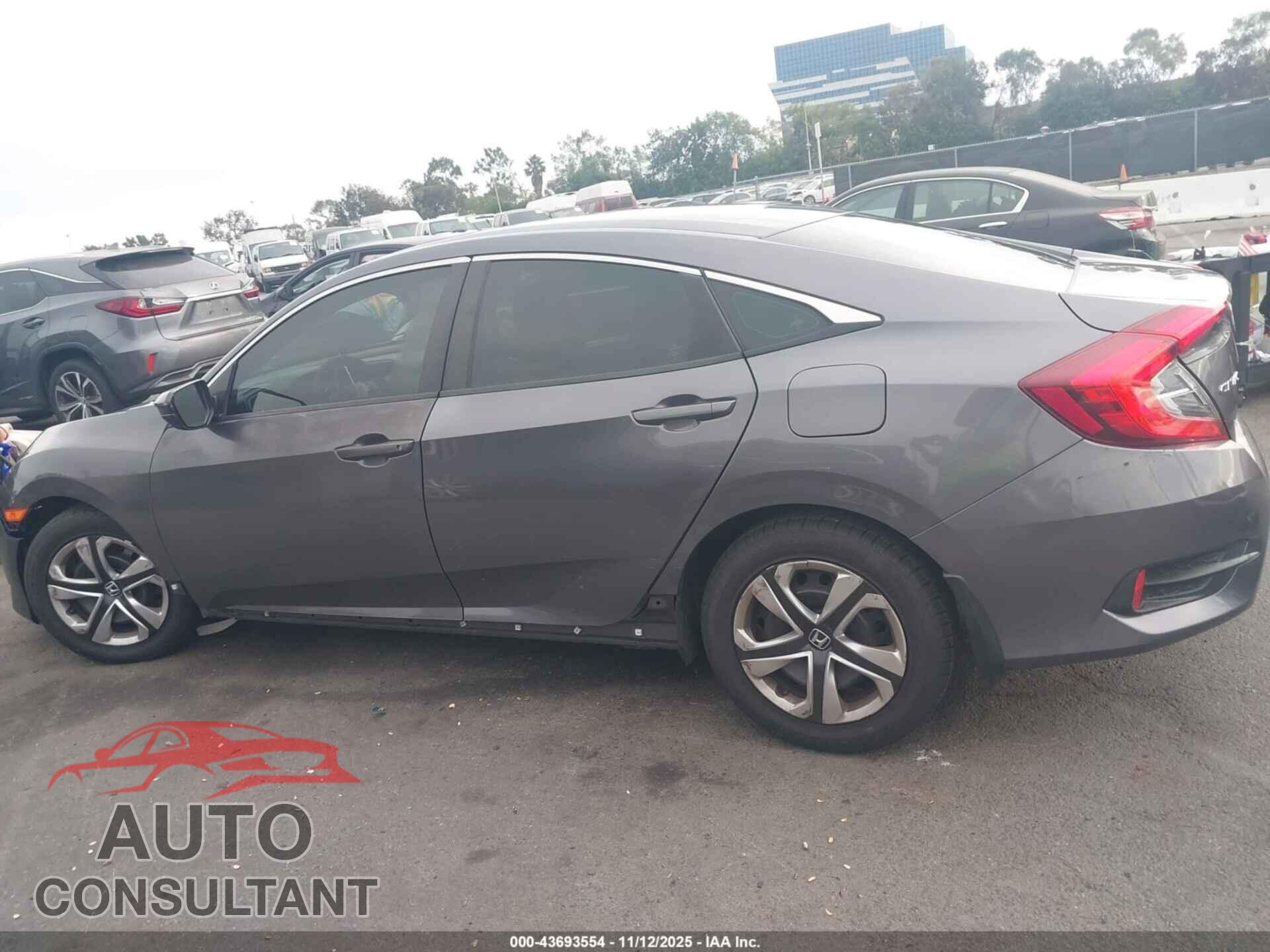 HONDA CIVIC 2017 - 2HGFC2F57HH518017