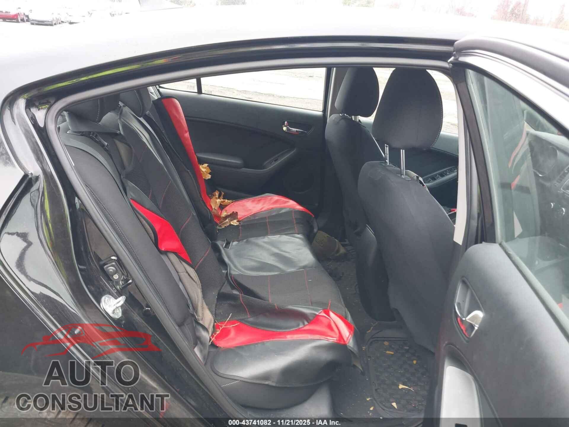 KIA FORTE 2015 - KNAFX4A81F5318901
