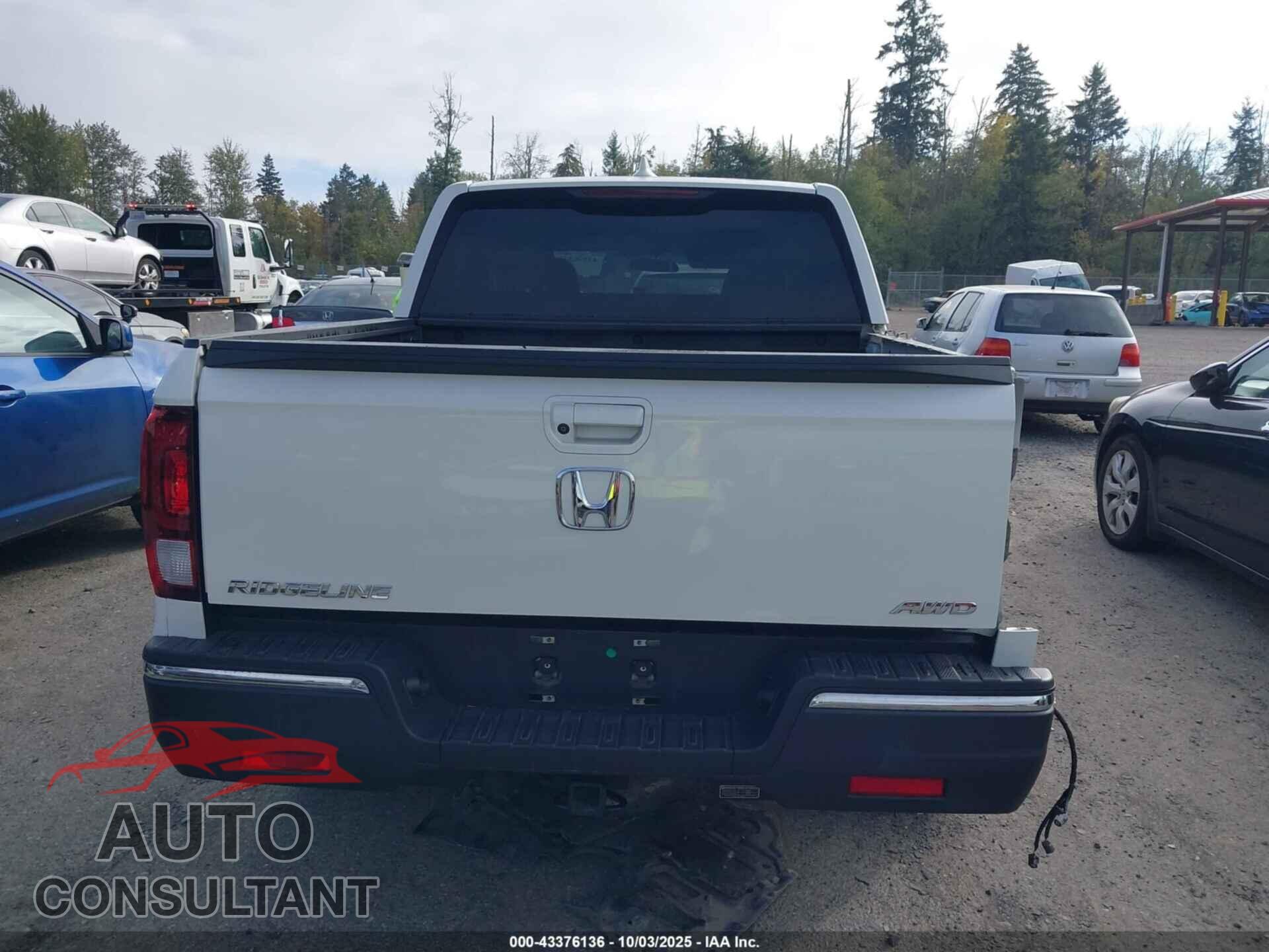 HONDA RIDGELINE 2017 - 5FPYK3F43HB015735