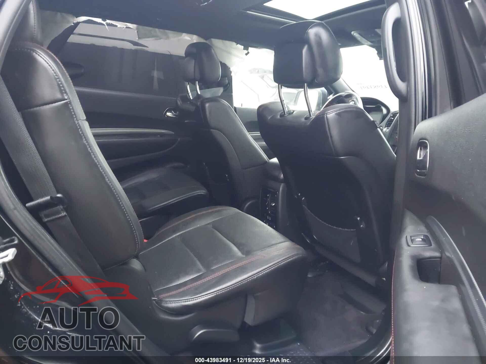 DODGE DURANGO 2018 - 1C4SDJCTXJC283029