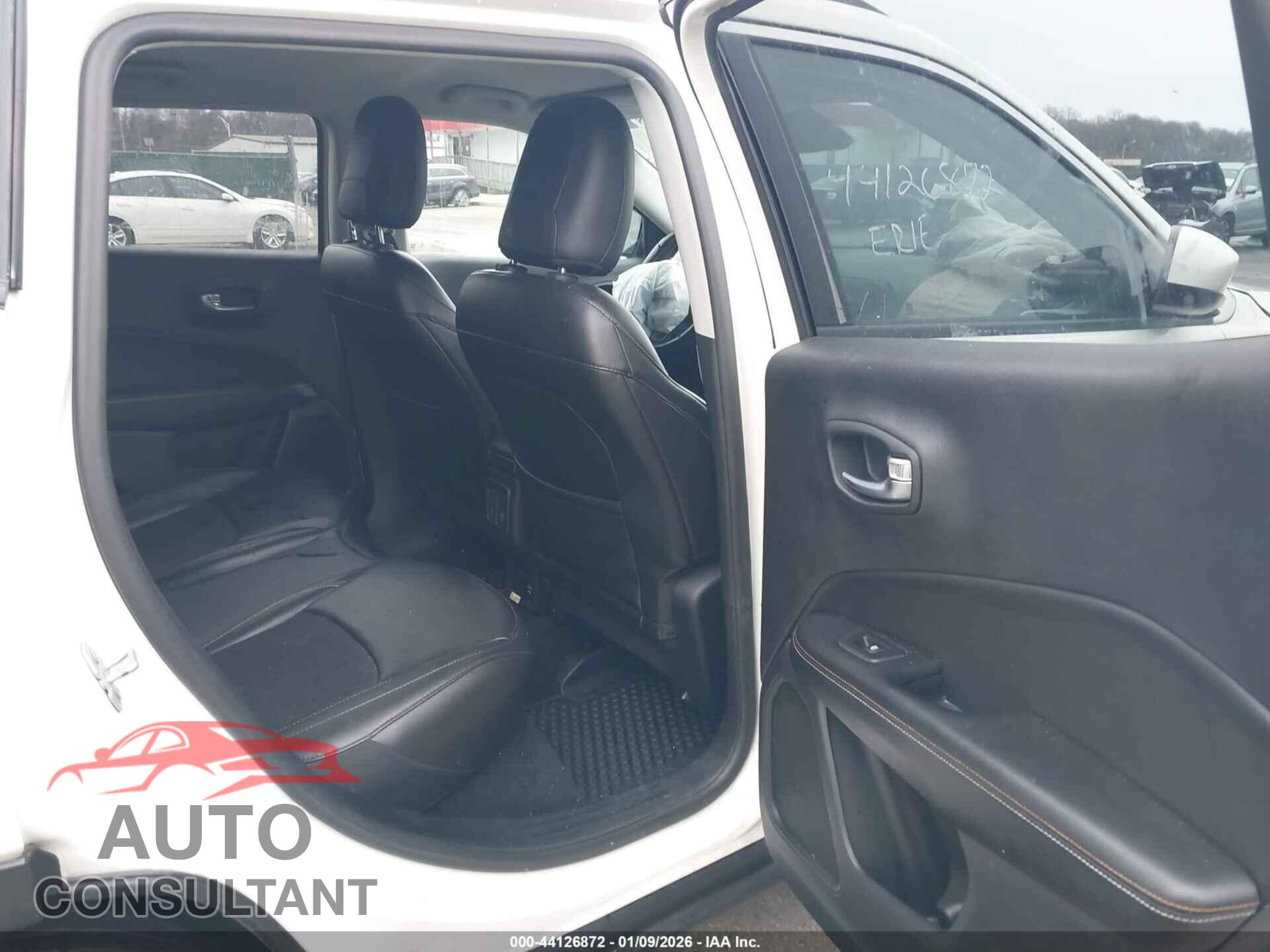 JEEP COMPASS 2019 - 3C4NJDBB3KT689451