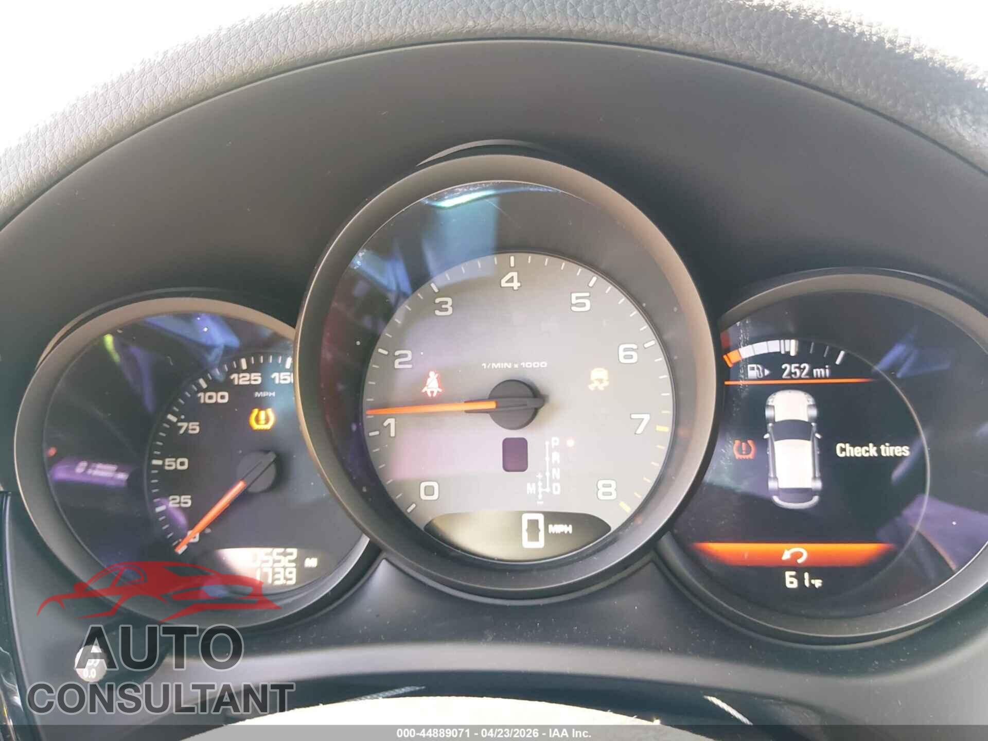 PORSCHE MACAN 2017 - WP1AB2A52HLB10027