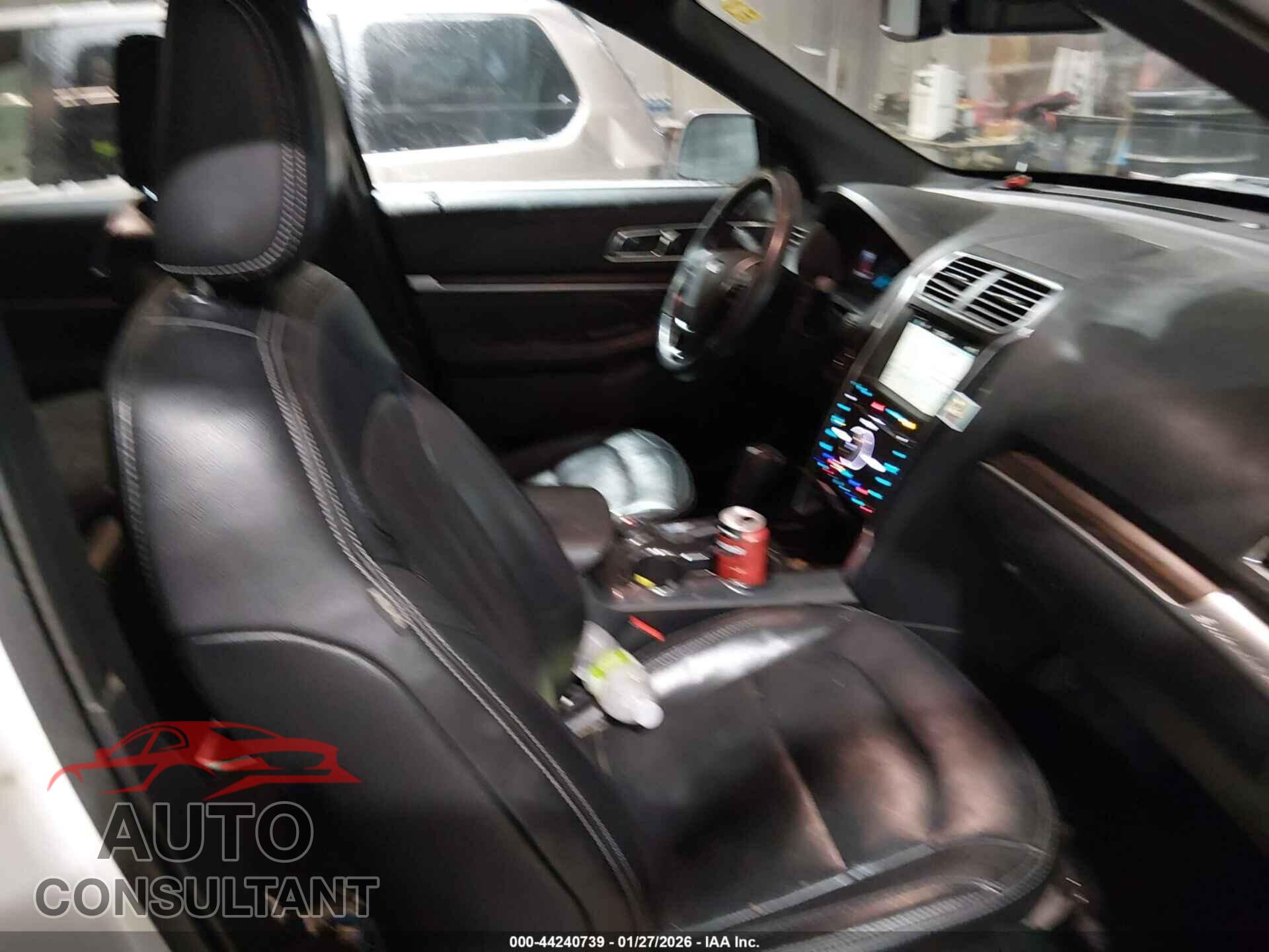 FORD EXPLORER 2018 - 1FM5K8F83JGB70465
