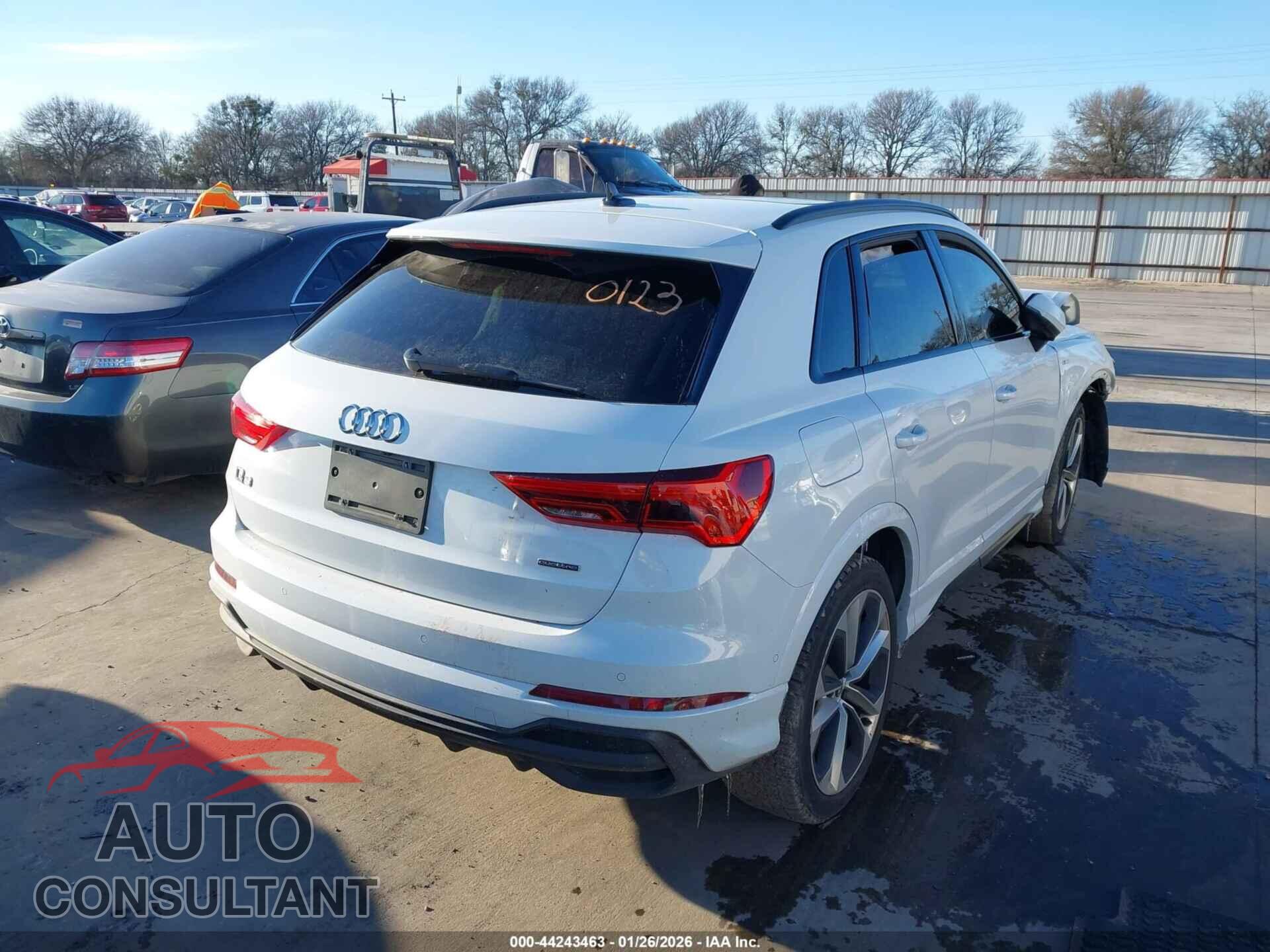 AUDI Q3 2021 - WA1EECF34M1082092