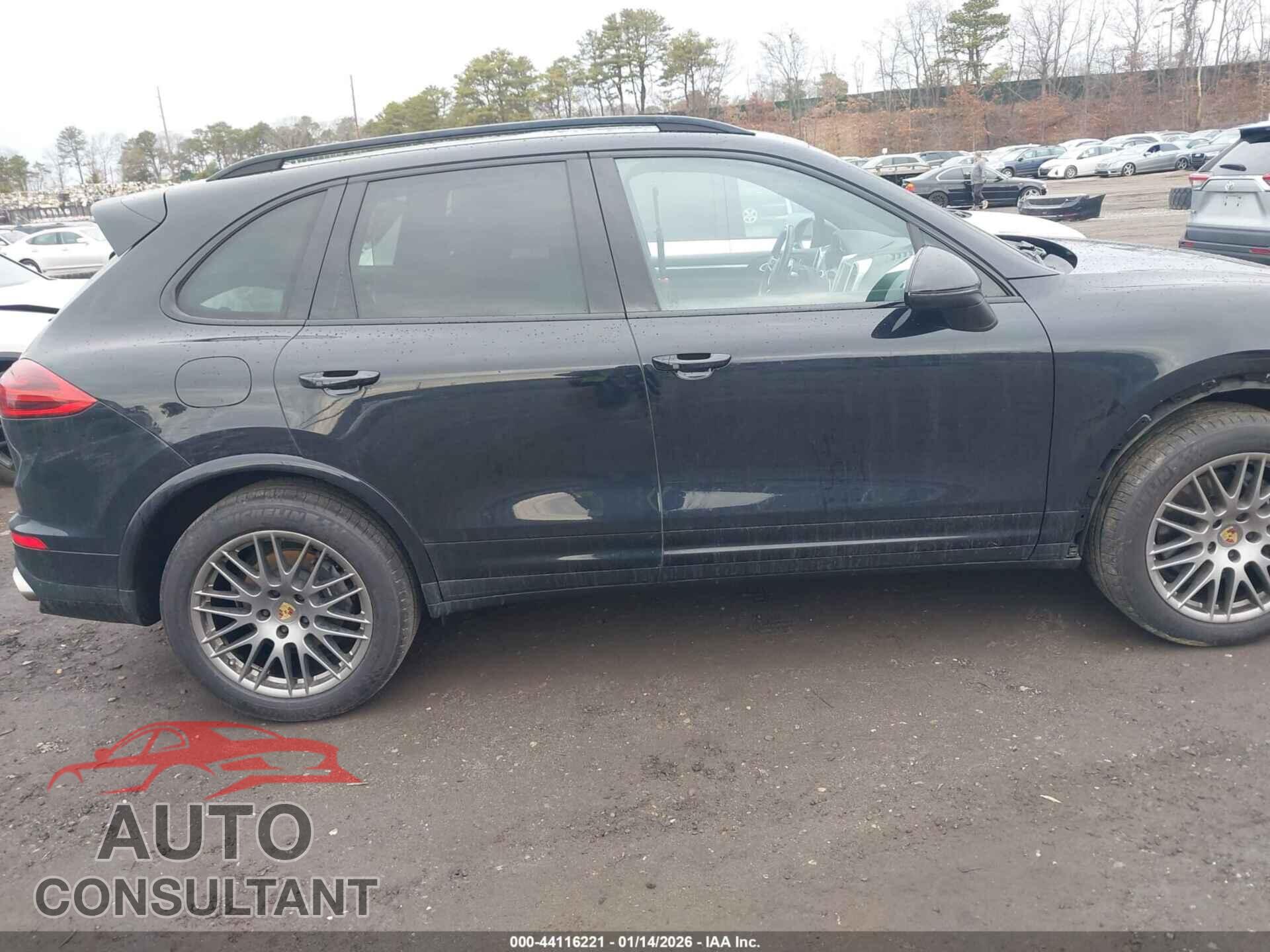 PORSCHE CAYENNE 2017 - WP1AA2A20HKA82419