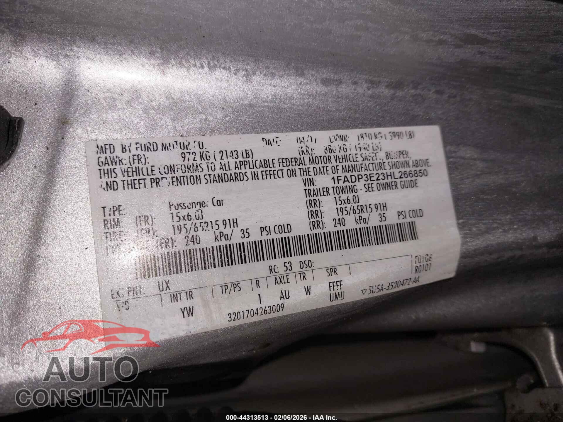 FORD FOCUS 2017 - 1FADP3E23HL266850