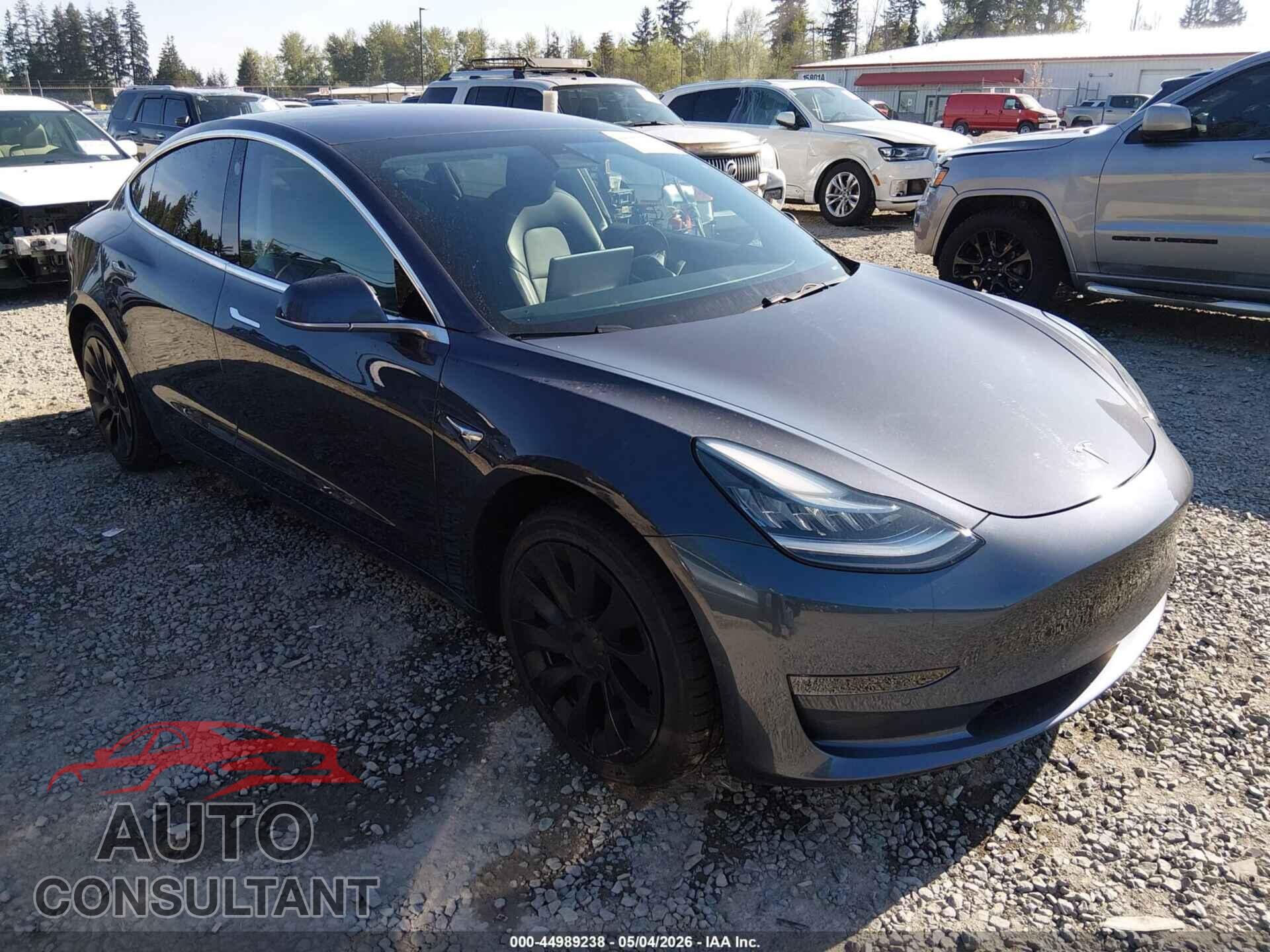 TESLA MODEL 3 2018 - 5YJ3E1EA9JF006923