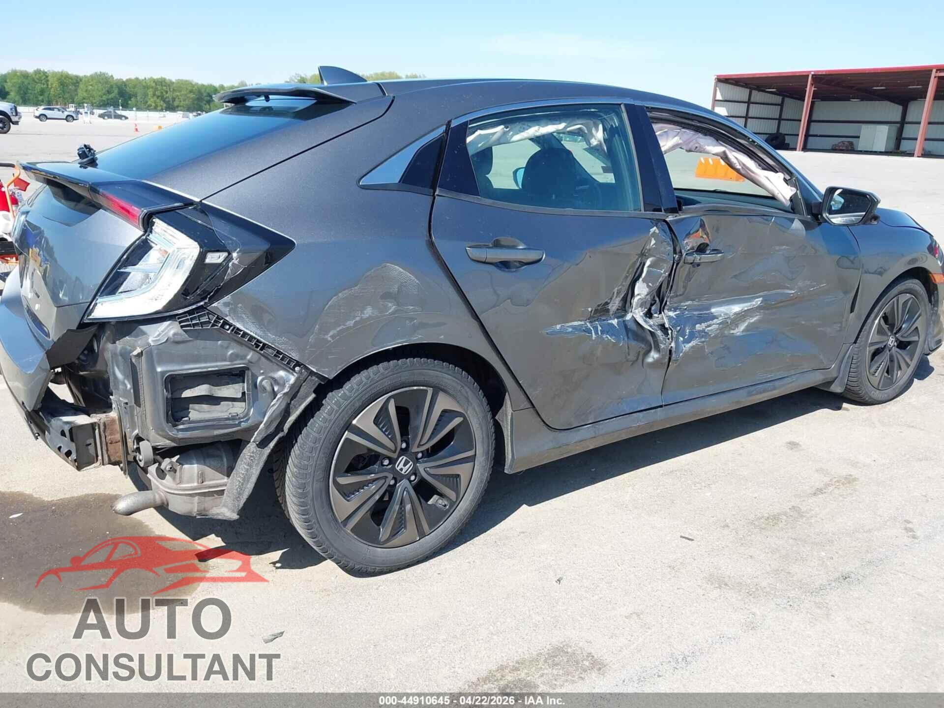 HONDA CIVIC 2018 - SHHFK7H55JU213752