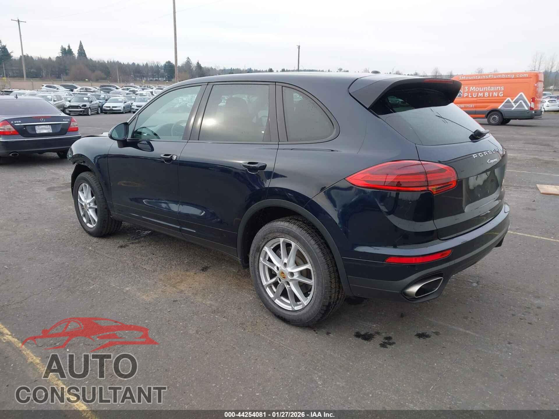 PORSCHE CAYENNE 2016 - WP1AA2A25GKA09495