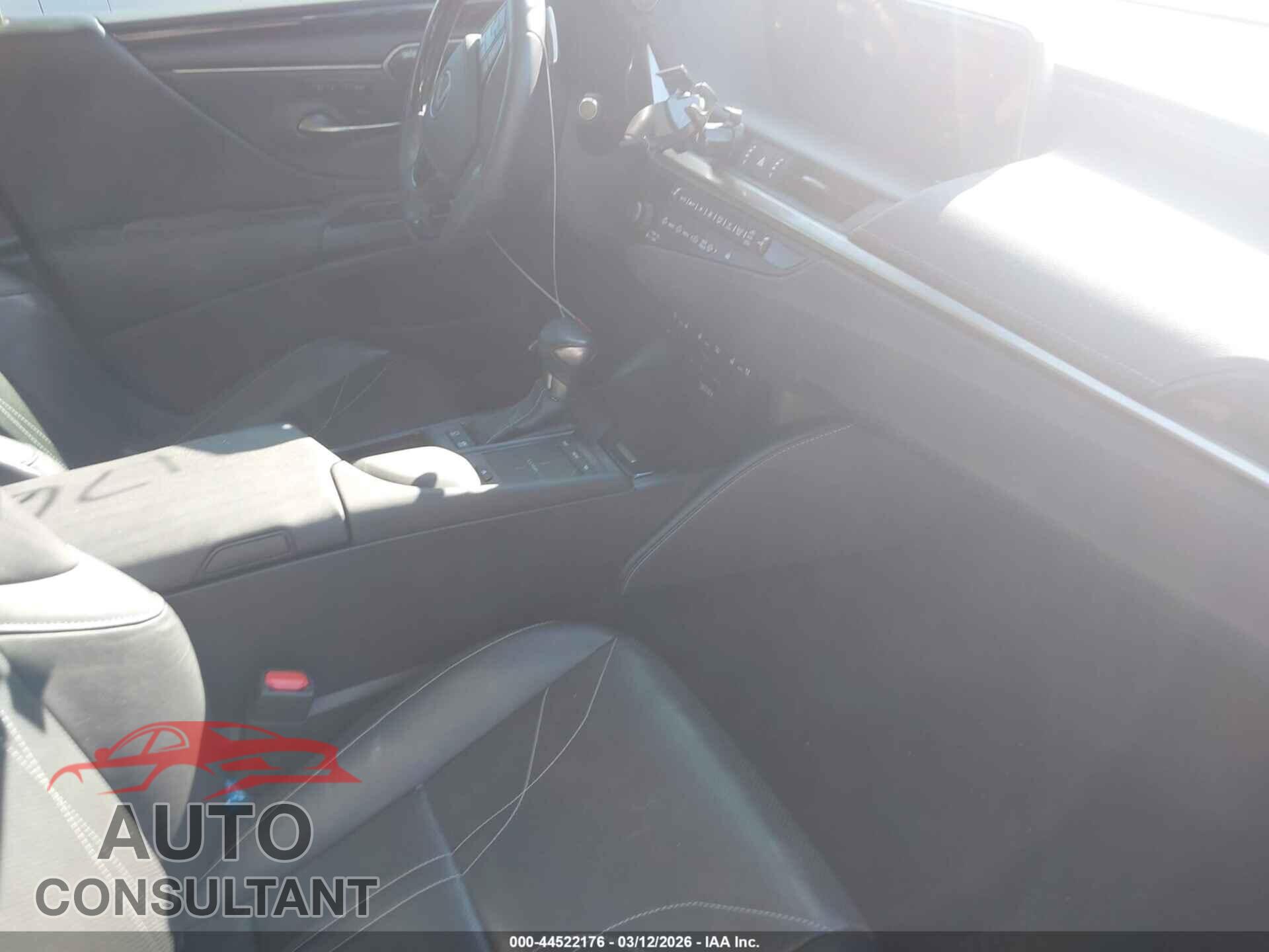 LEXUS ES 300H 2020 - 58AF21B19LU009247