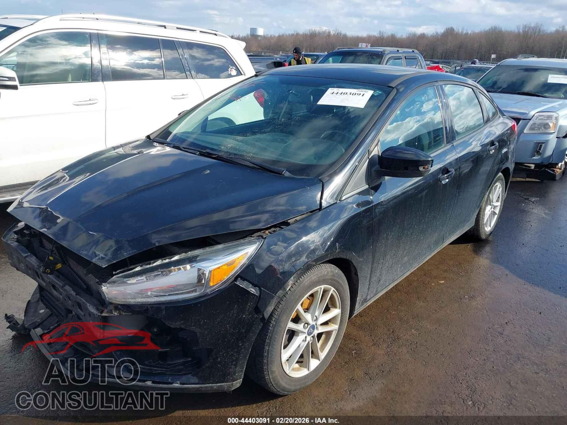 FORD FOCUS 2017 - 1FADP3F28HL313286