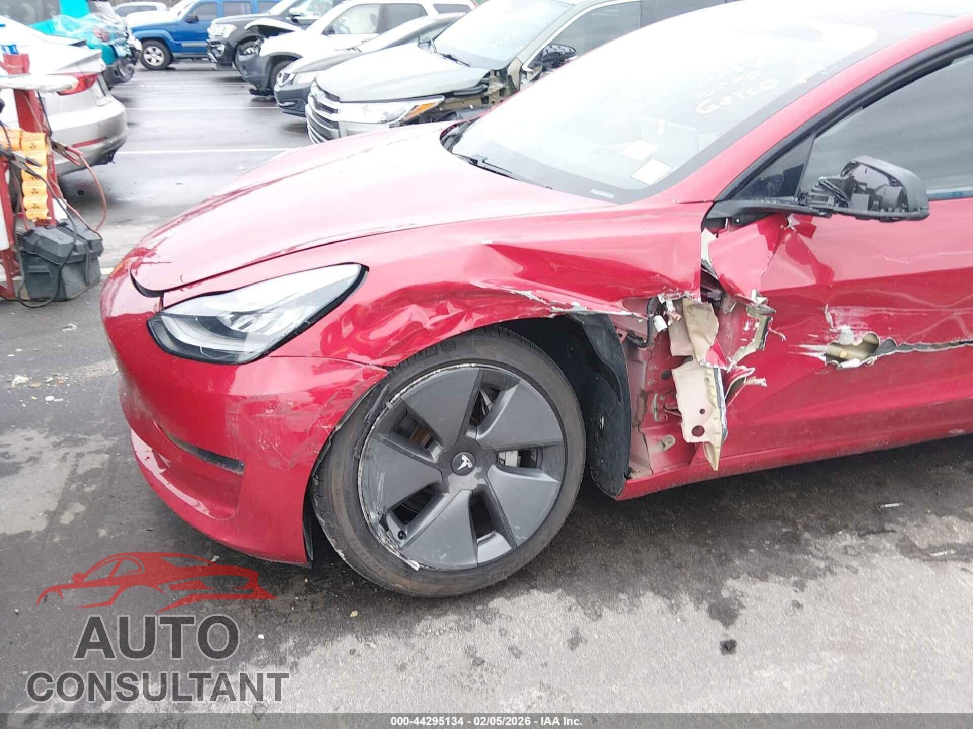 TESLA MODEL 3 2021 - 5YJ3E1EB3MF852848