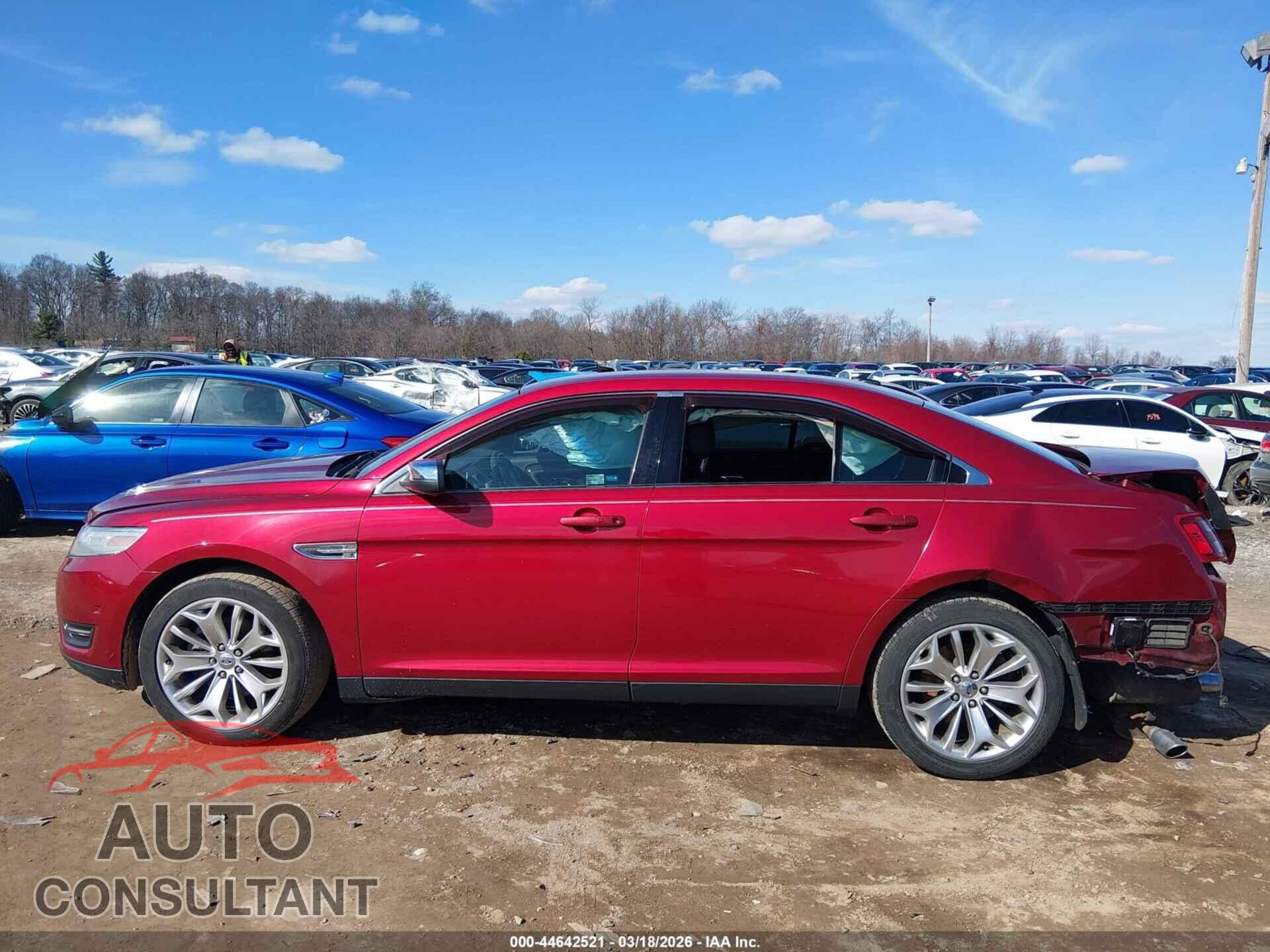 FORD TAURUS 2013 - 1FAHP2F85DG211513
