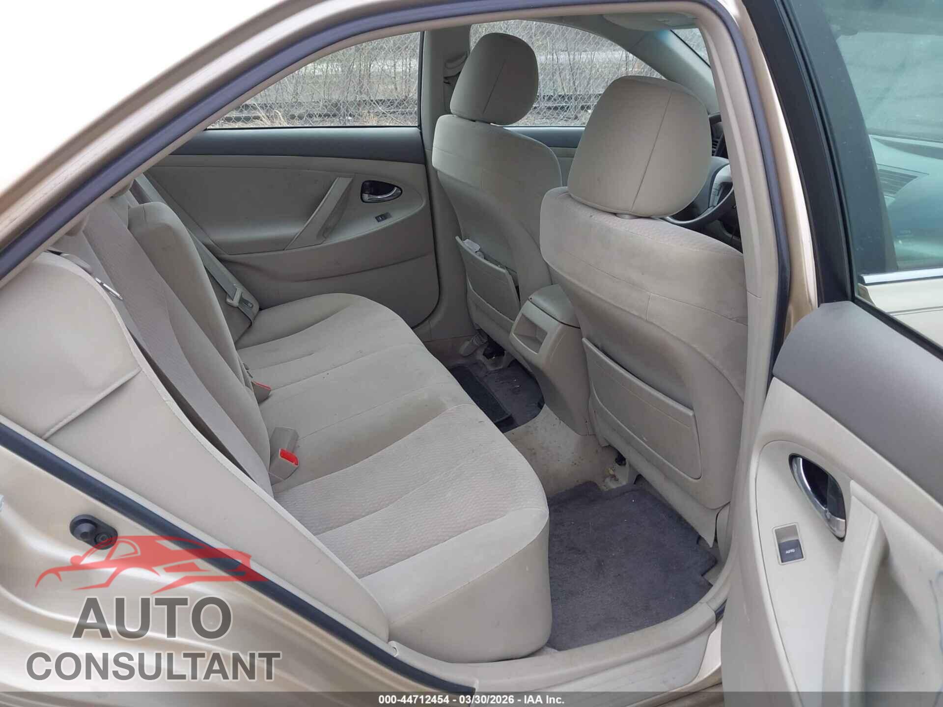 TOYOTA CAMRY 2011 - 4T1BF3EK2BU223473