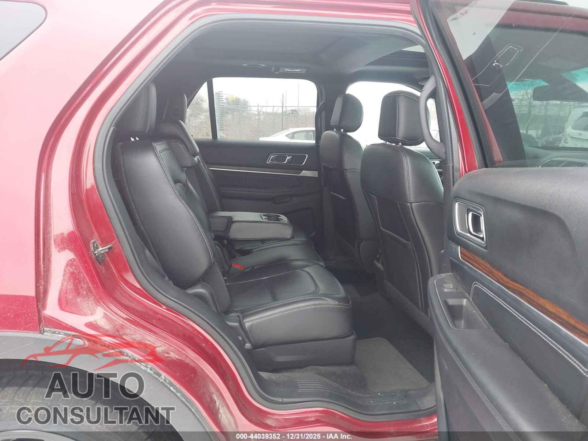 FORD EXPLORER 2017 - 1FM5K8F81HGE40318