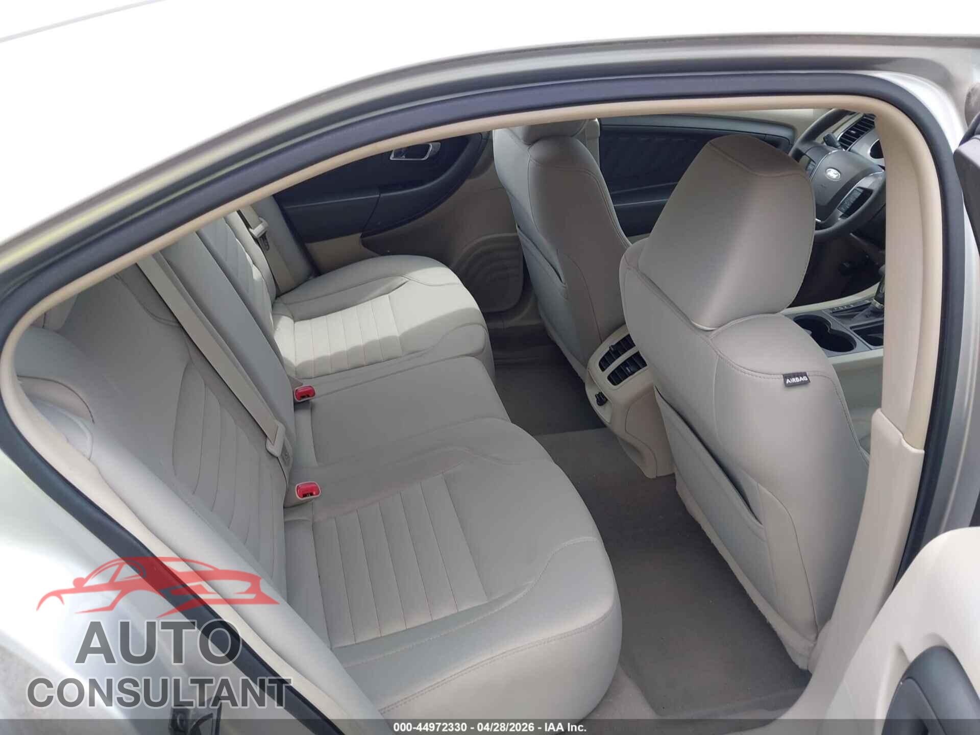 FORD TAURUS 2011 - 1FAHP2DW3BG147633