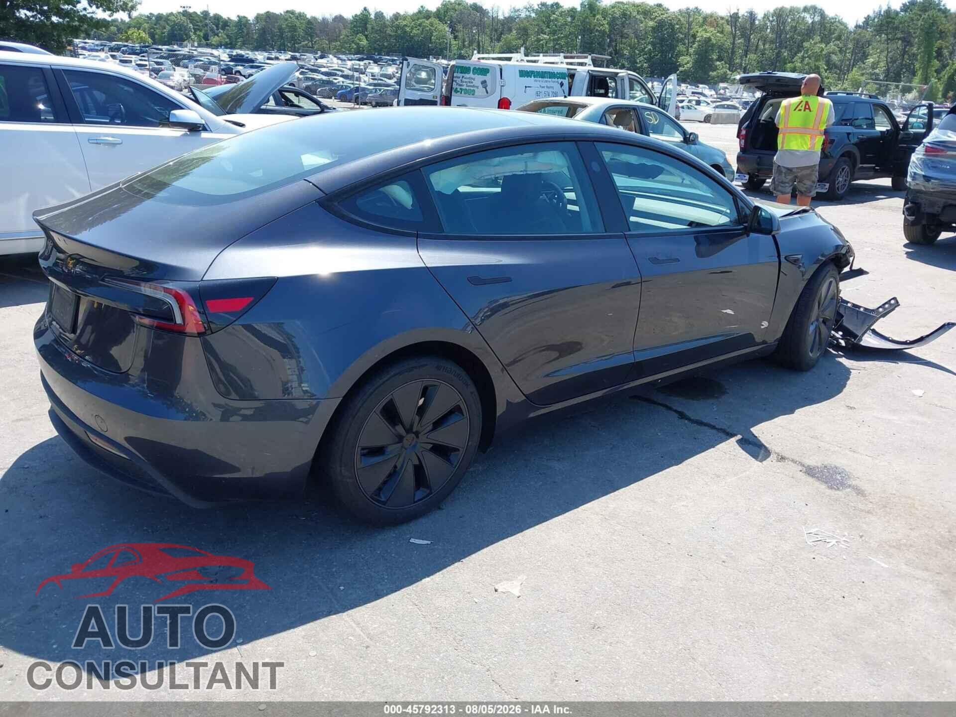 TESLA MODEL 3 2024 - 5YJ3E1EA9RF763431