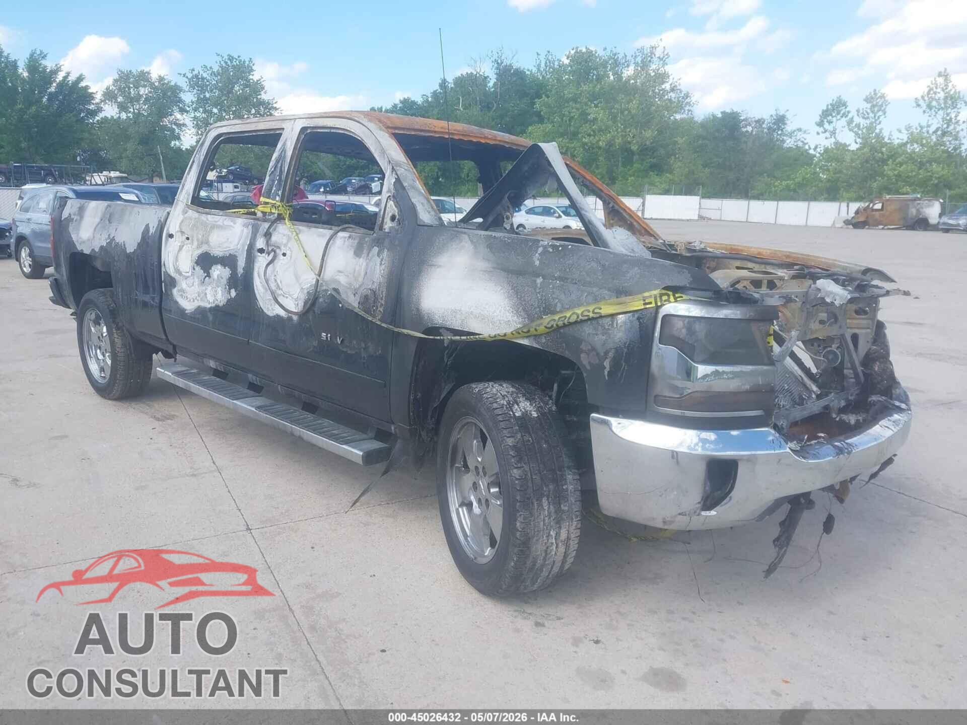 CHEVROLET SILVERADO 1500 2017 - 3GCUKREC2HG491276
