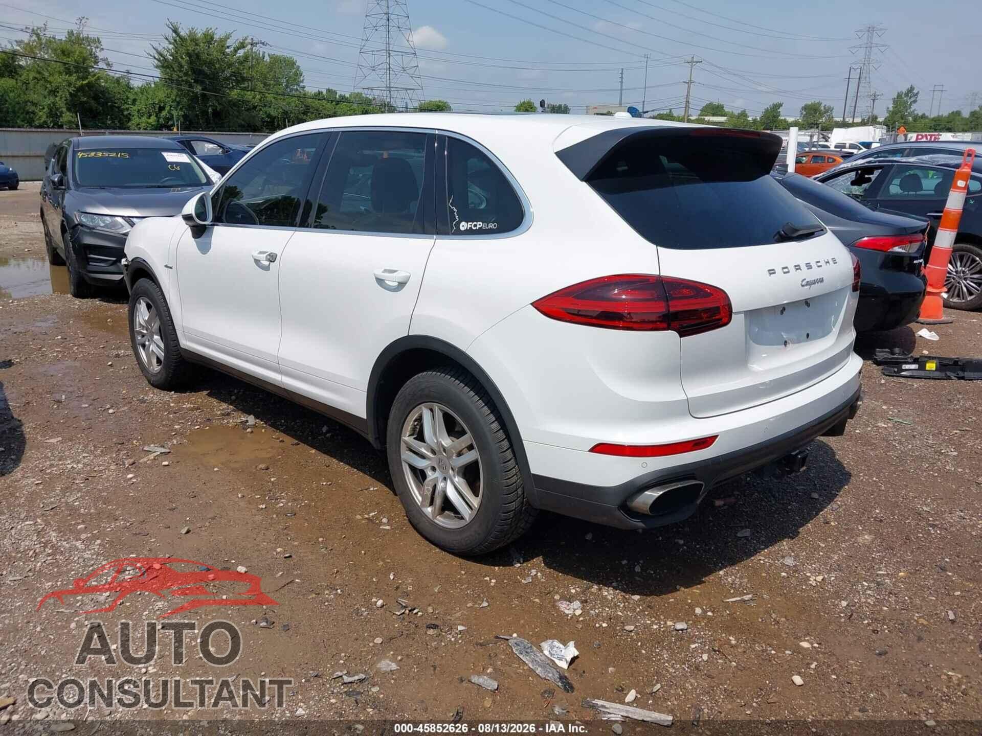 PORSCHE CAYENNE 2015 - WP1AF2A28FLA33302