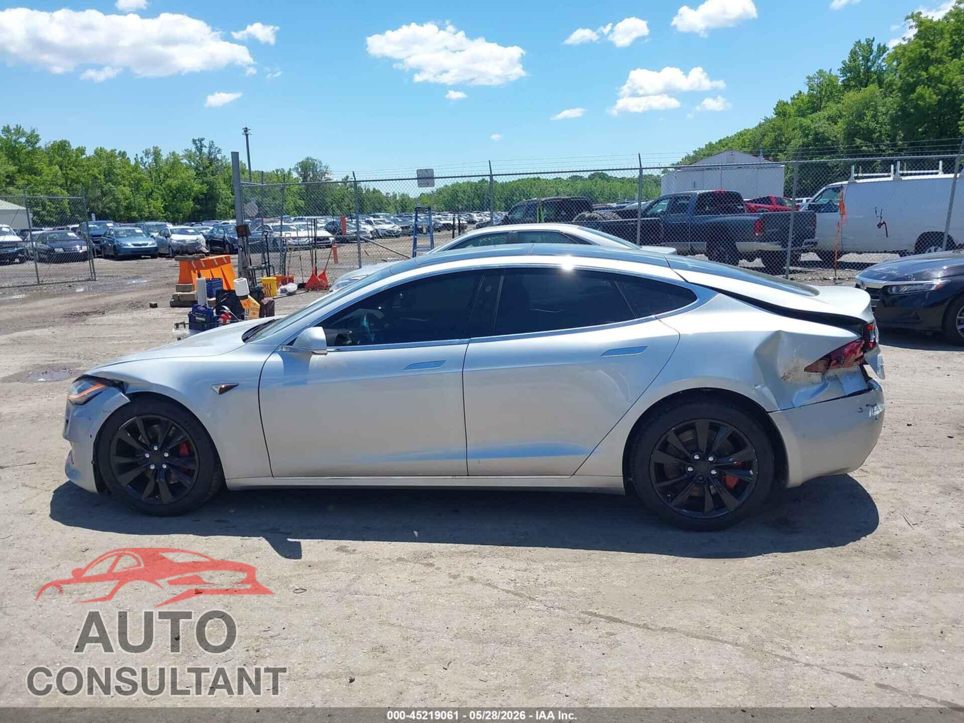 TESLA MODEL S 2017 - 5YJSA1E22HF183744