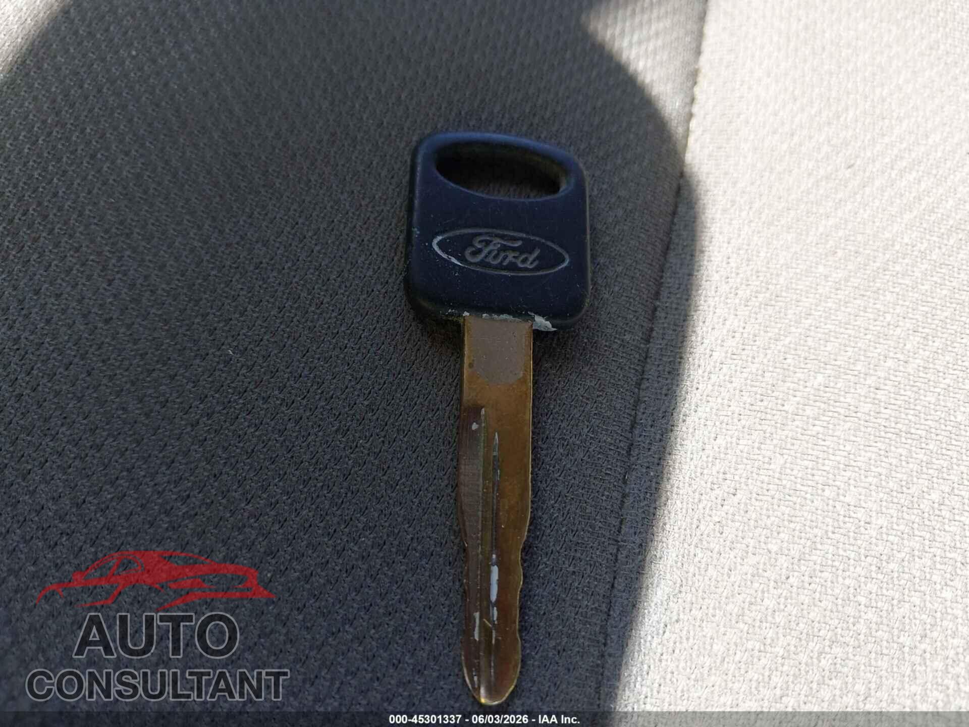 FORD E-250 2011 - 1FTNE2EW6BDB16413