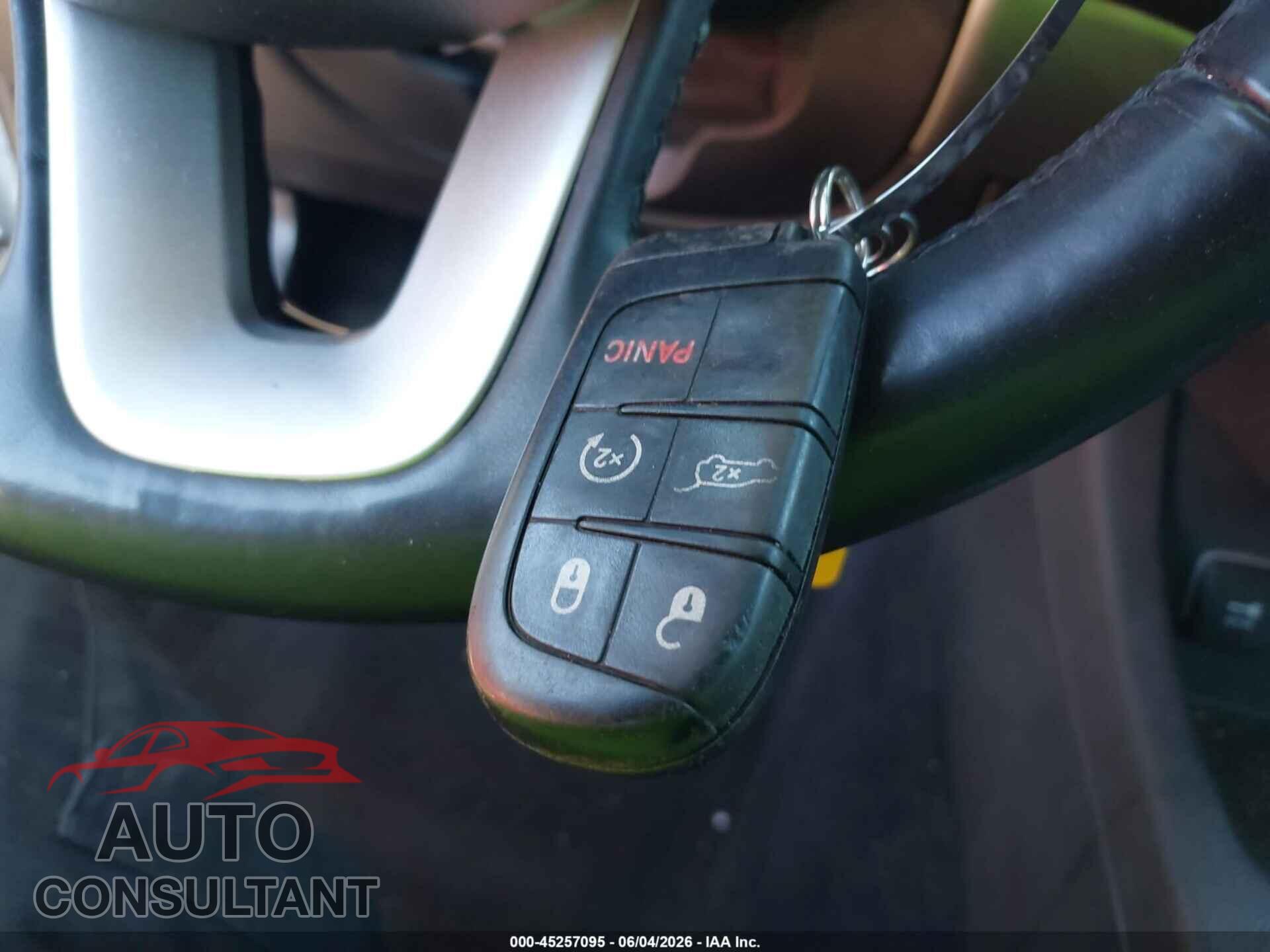 DODGE DURANGO 2017 - 1C4RDJDG1HC930802