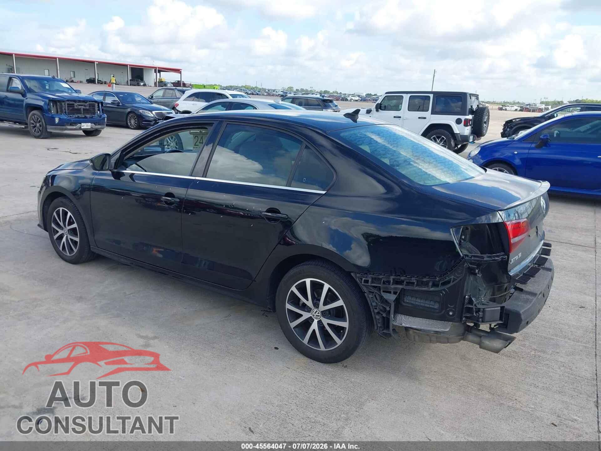 VOLKSWAGEN JETTA 2017 - 3VWDB7AJ8HM389651