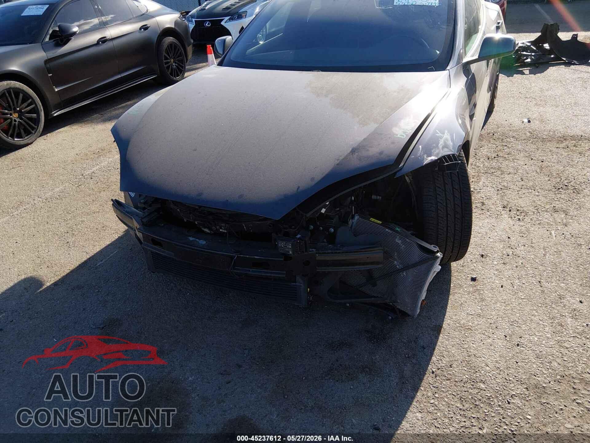 TESLA MODEL S 2020 - 5YJSA1E20LF381926