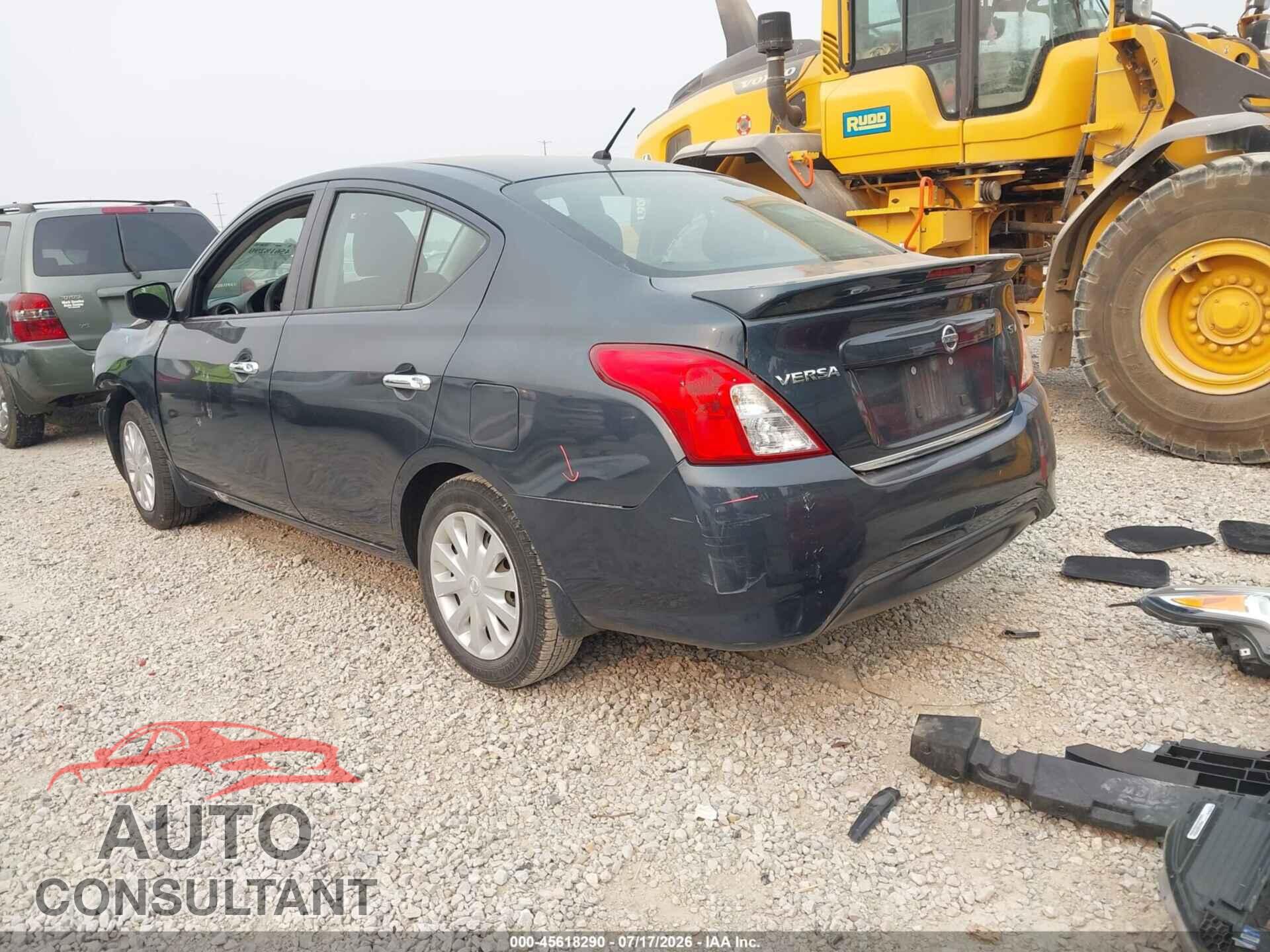 NISSAN VERSA 2017 - 3N1CN7AP7HL897645