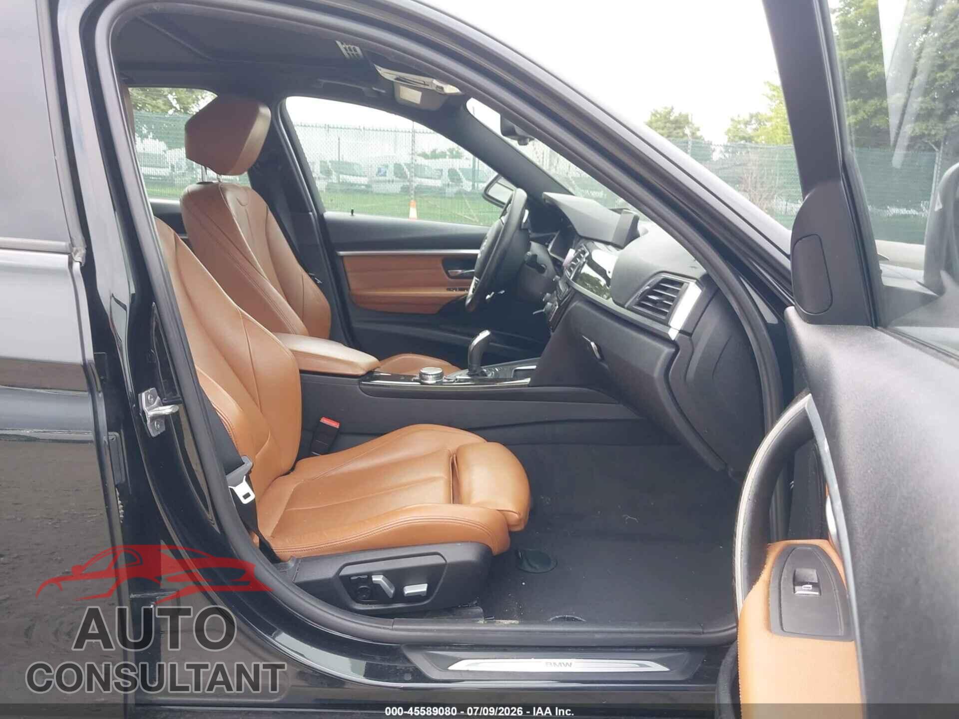 BMW 328I 2016 - WBA8E3G51GNU04068