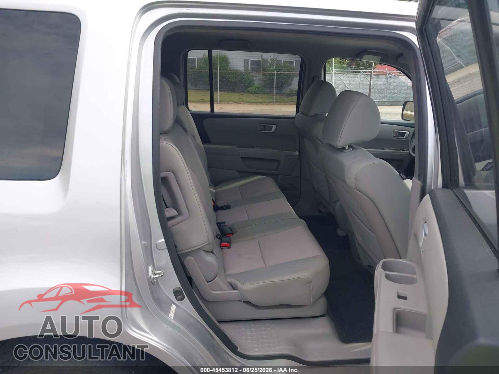HONDA PILOT 2014 - 5FNYF4H49EB003374
