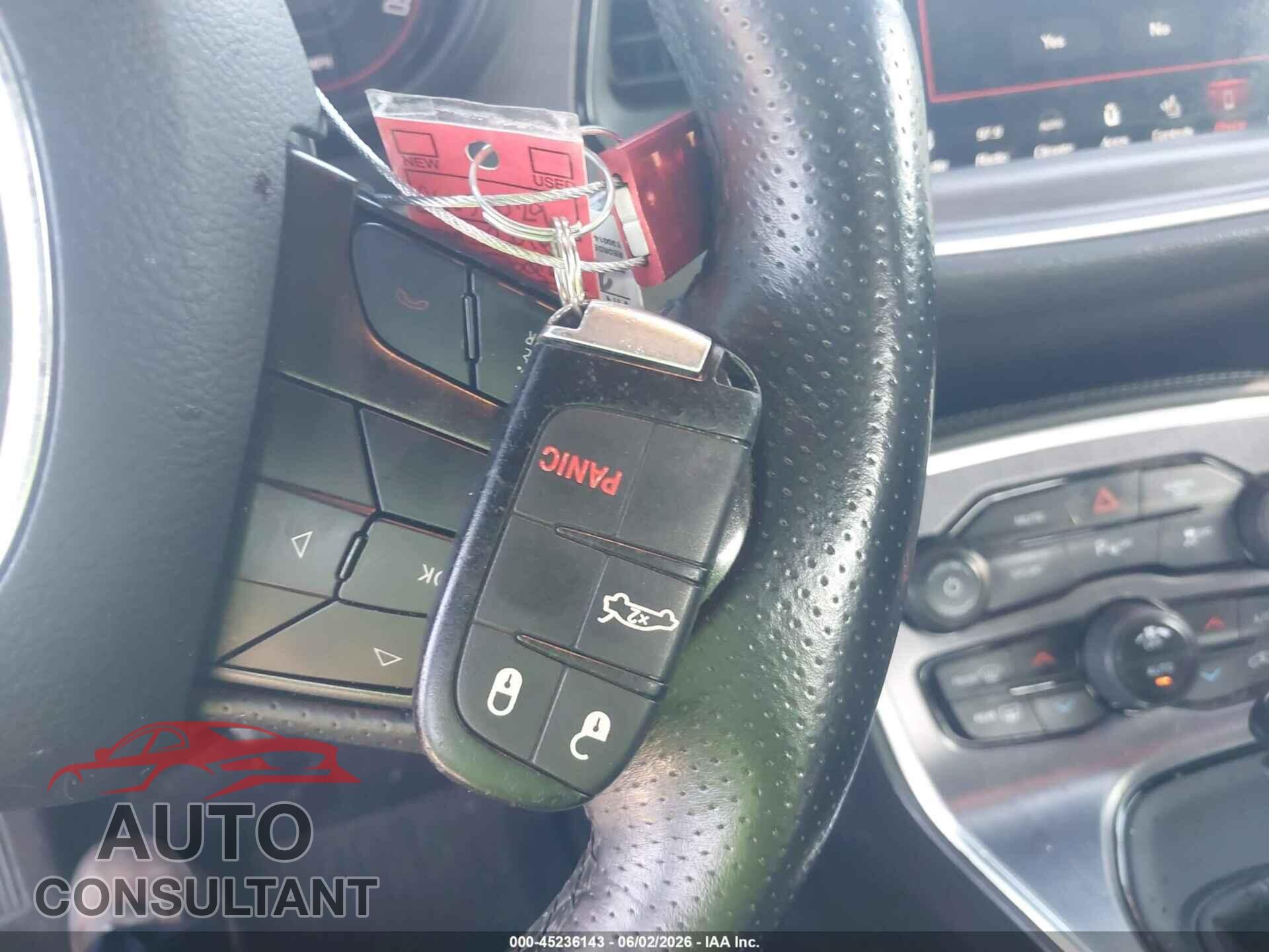 DODGE CHALLENGER 2018 - 2C3CDZAG3JH334025