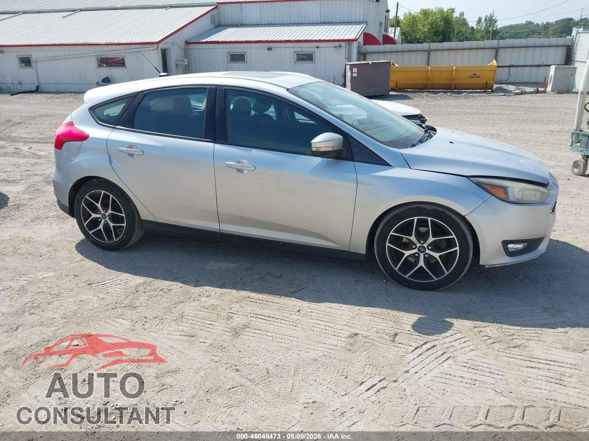 FORD FOCUS 2017 - 1FADP3M28HL254436