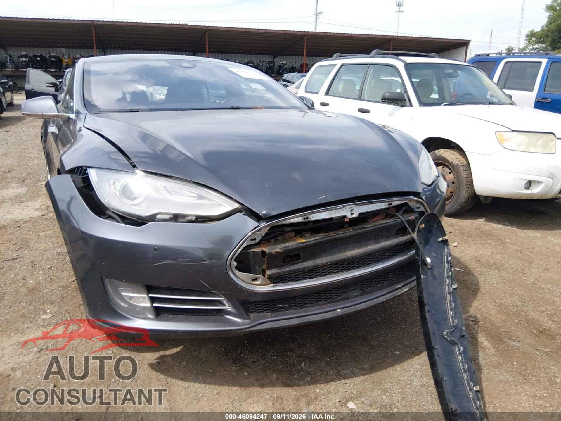 TESLA MODEL S 2015 - 5YJSA1E22FF103713