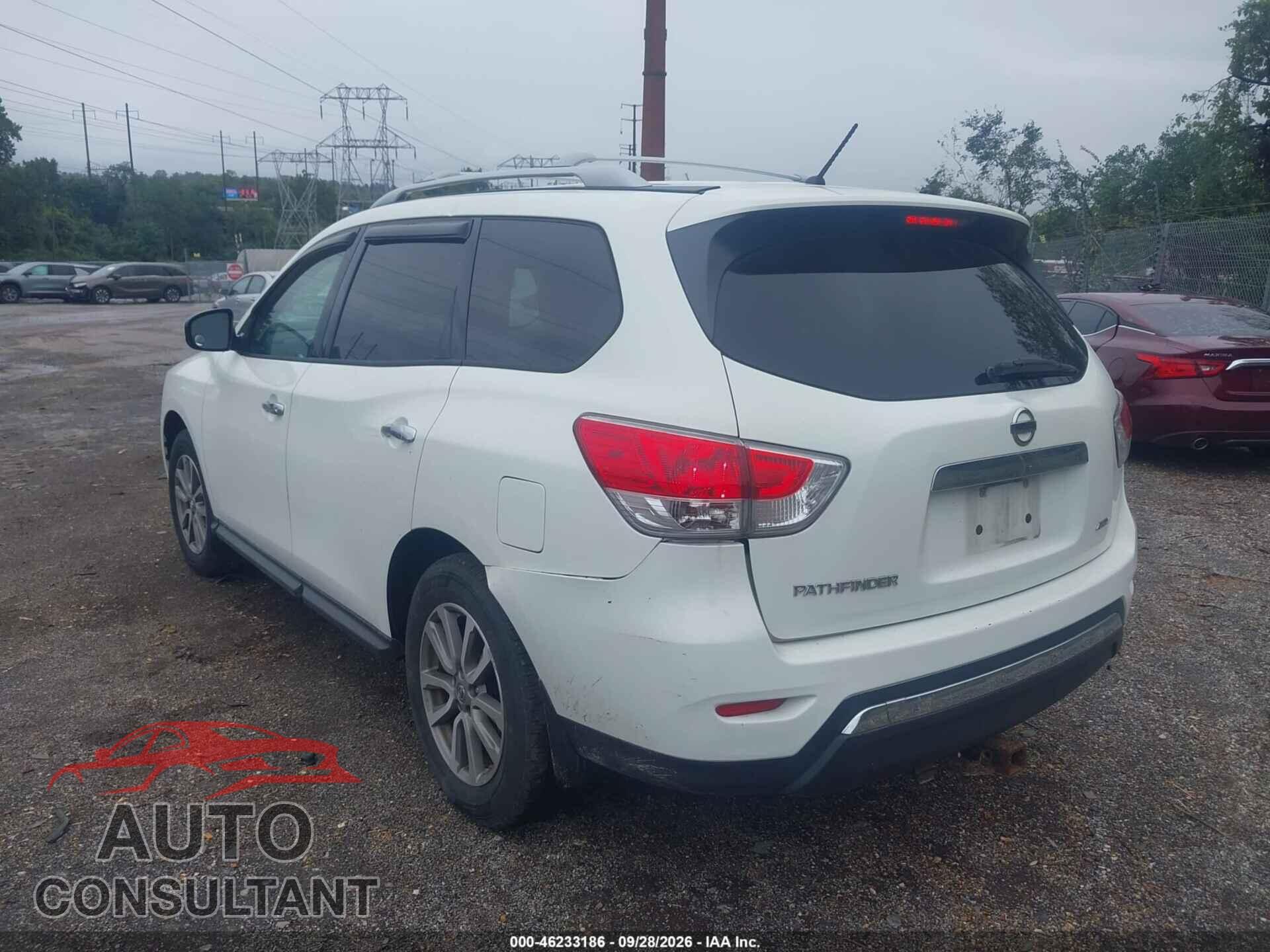 NISSAN PATHFINDER 2015 - 5N1AR2MM6FC652109
