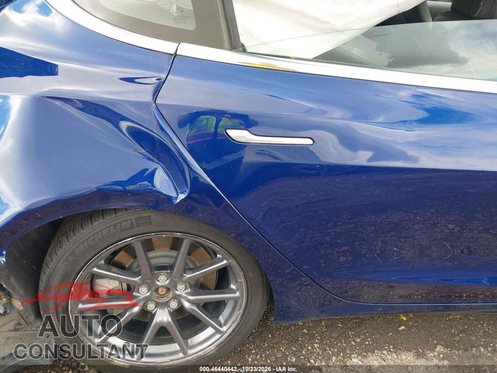 TESLA MODEL 3 2018 - 5YJ3E1EA5JF019460
