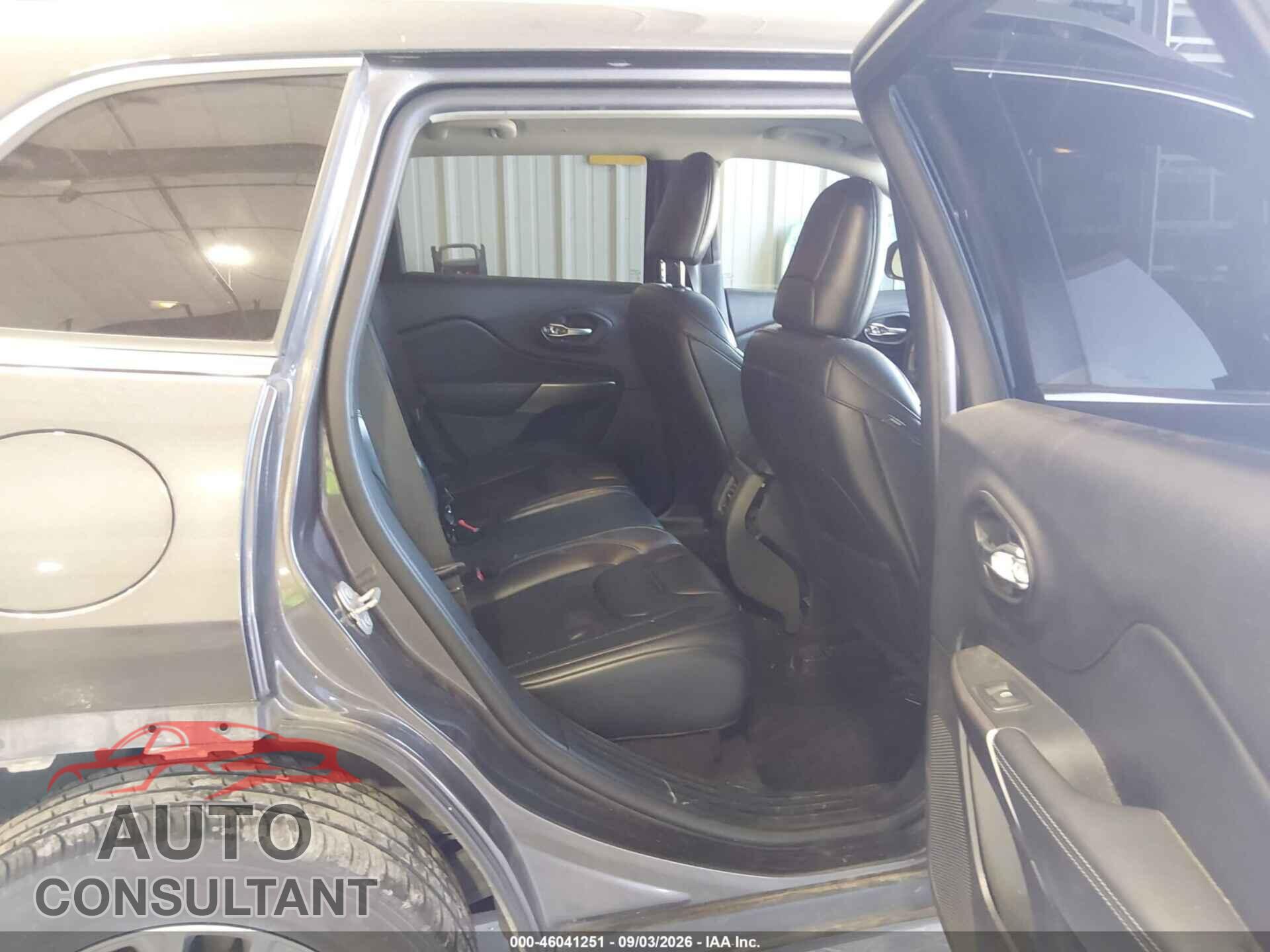 JEEP CHEROKEE 2019 - 1C4PJMLX9KD172647