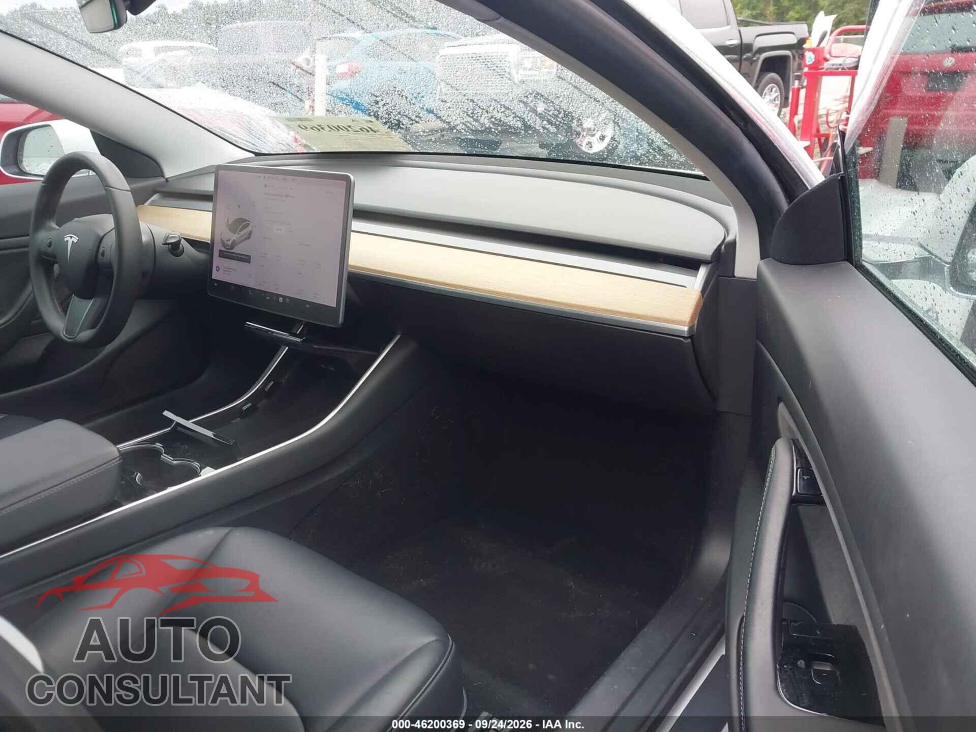TESLA MODEL 3 2019 - 5YJ3E1EA6KF483438