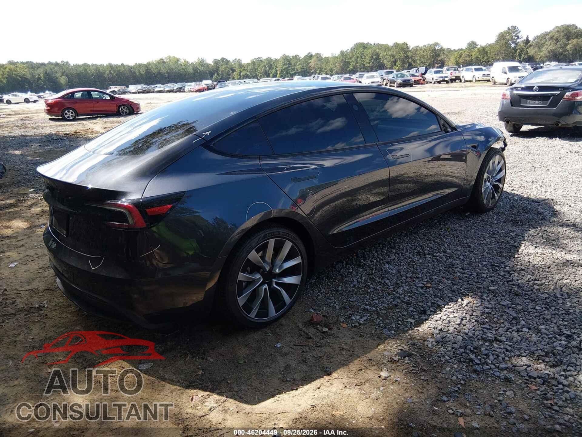 TESLA MODEL 3 2025 - 5YJ3E1EA1SF984625