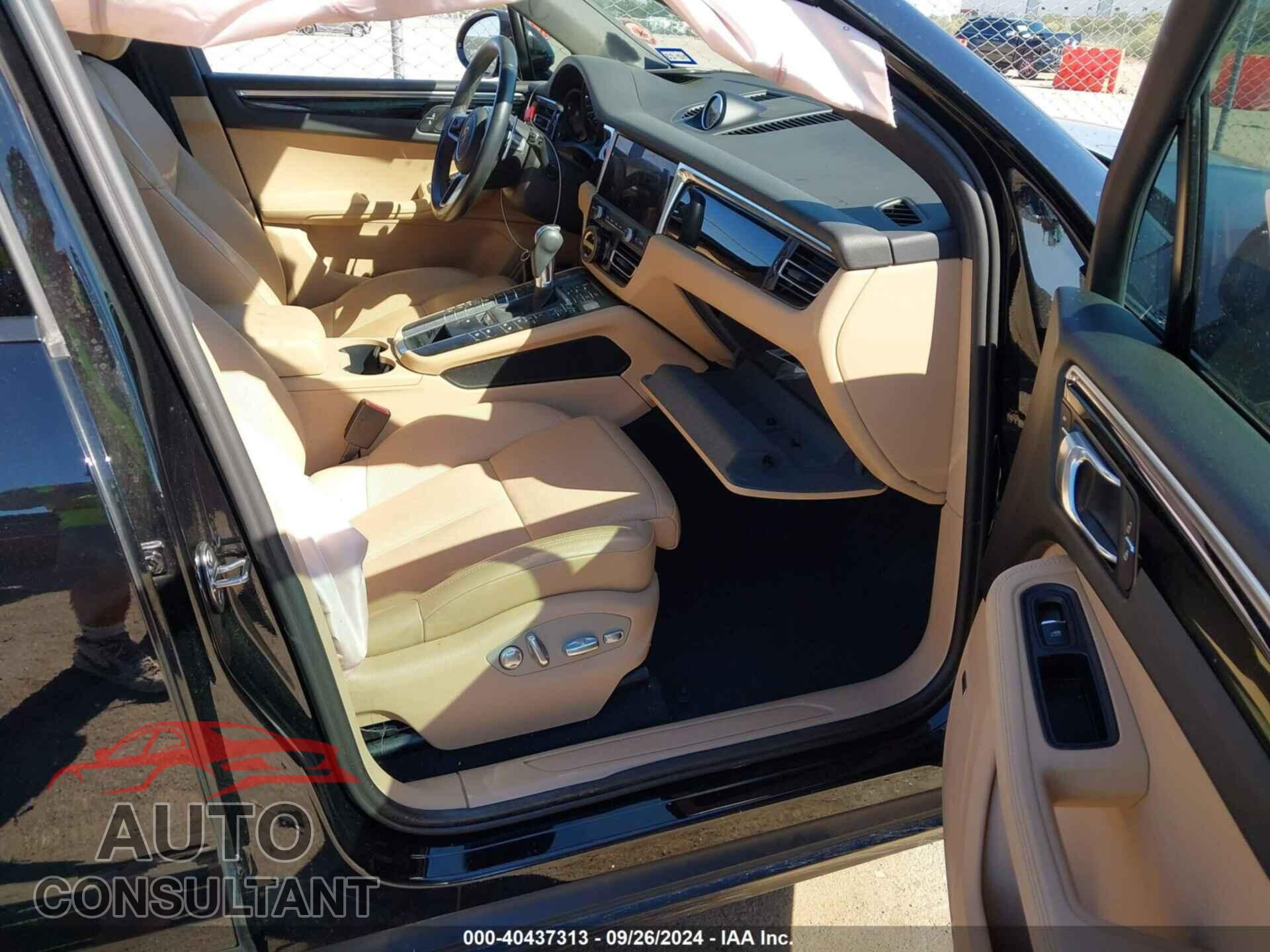 PORSCHE MACAN 2021 - WP1AA2A5XMLB13514